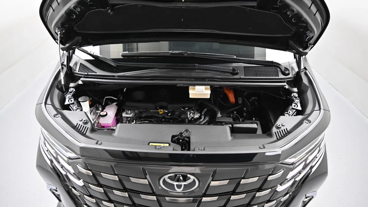 Toyota Alphard — miniaturë 6