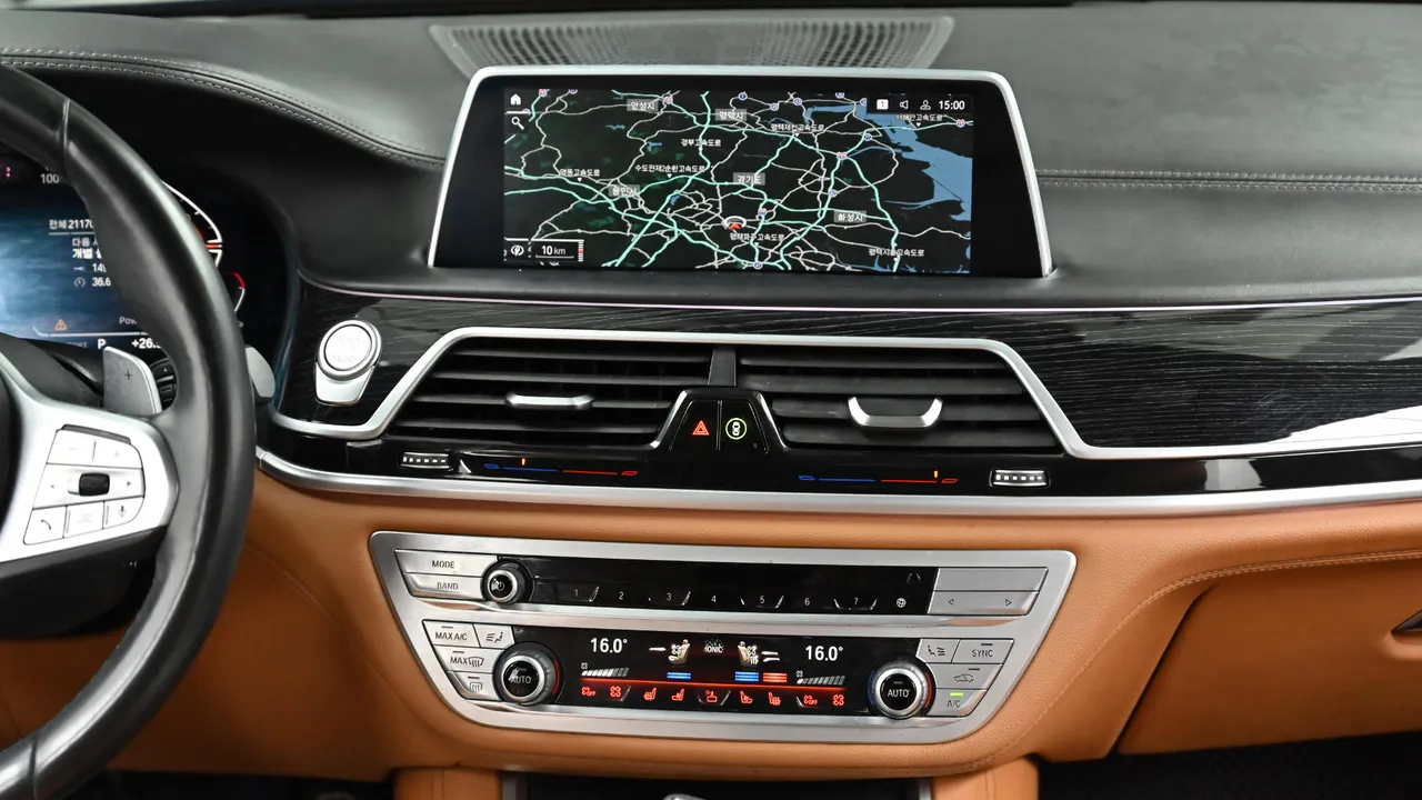 BMW 7er — miniaturë 14