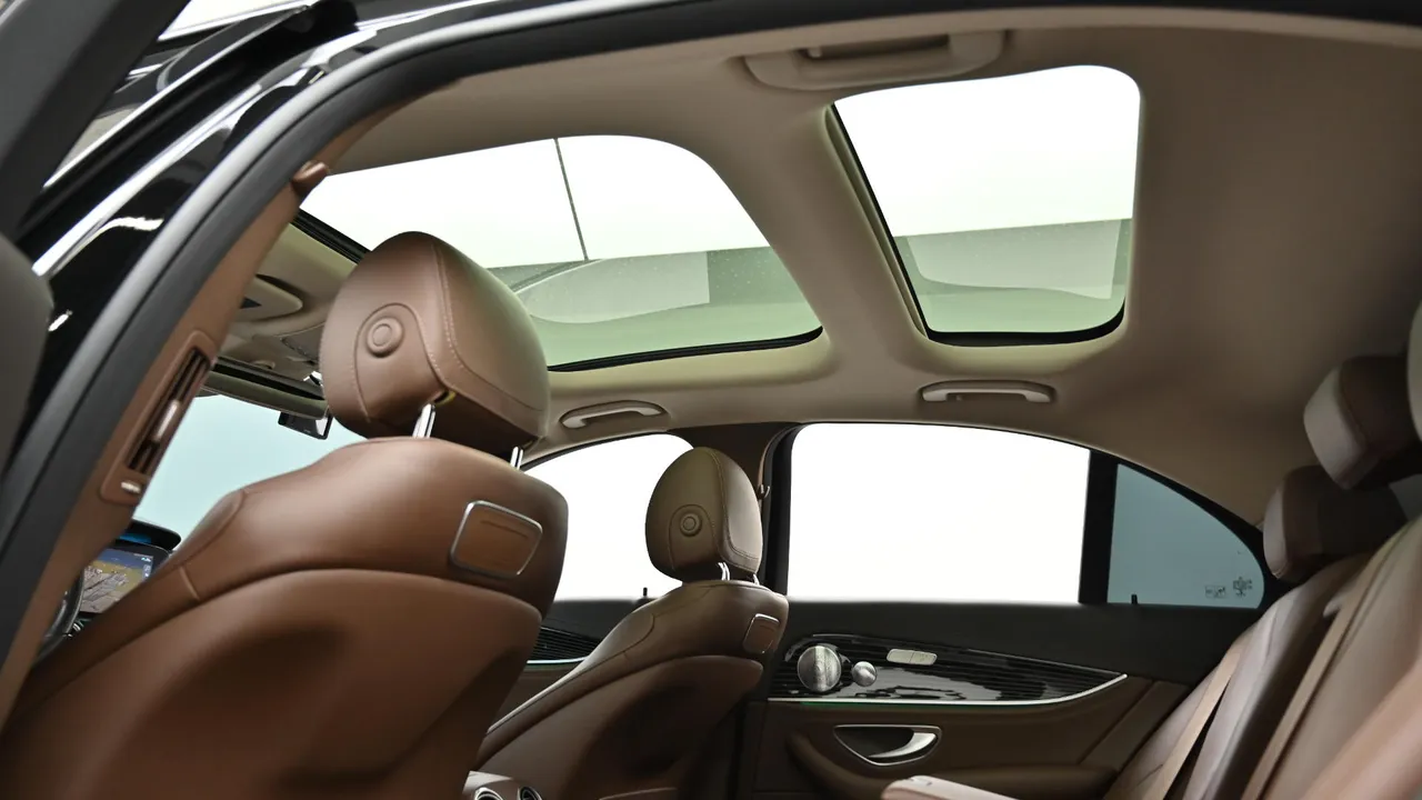 Mercedes-Benz E-klasse — miniaturë 18