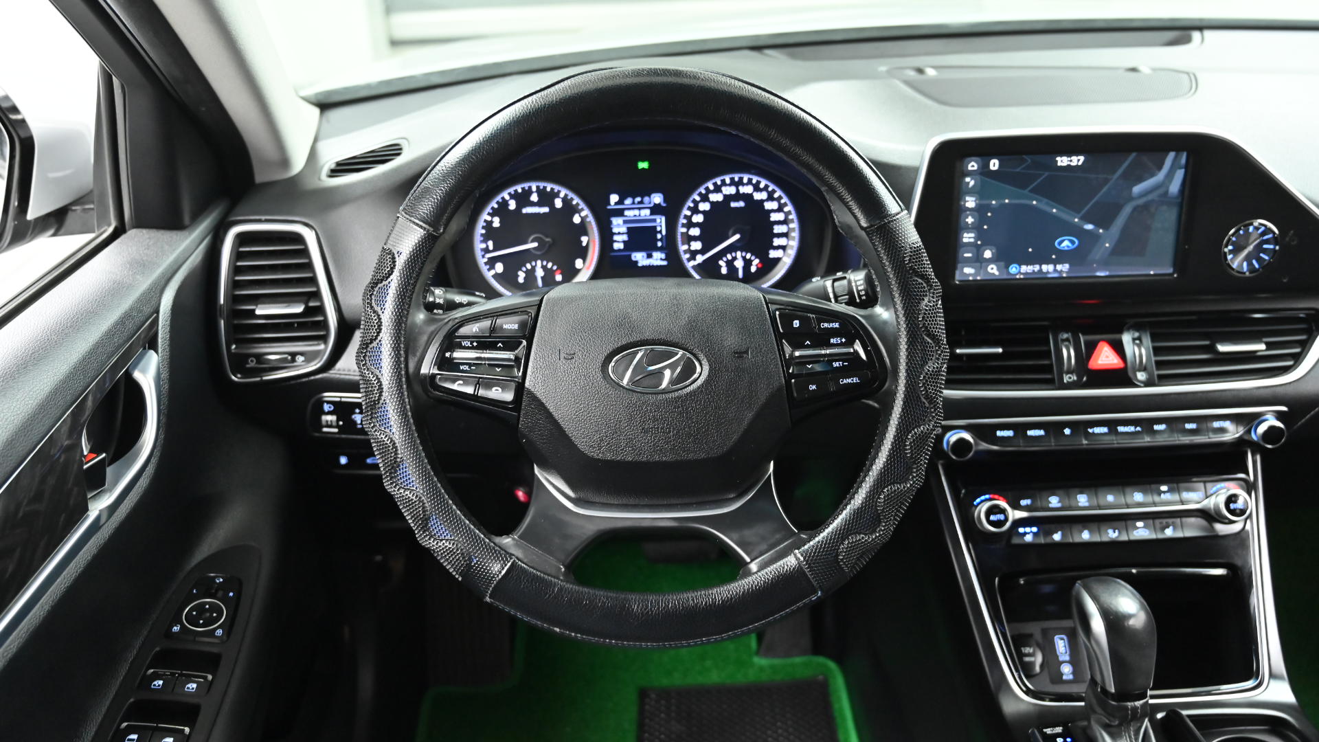 Hyundai Grandeur — miniaturë 13