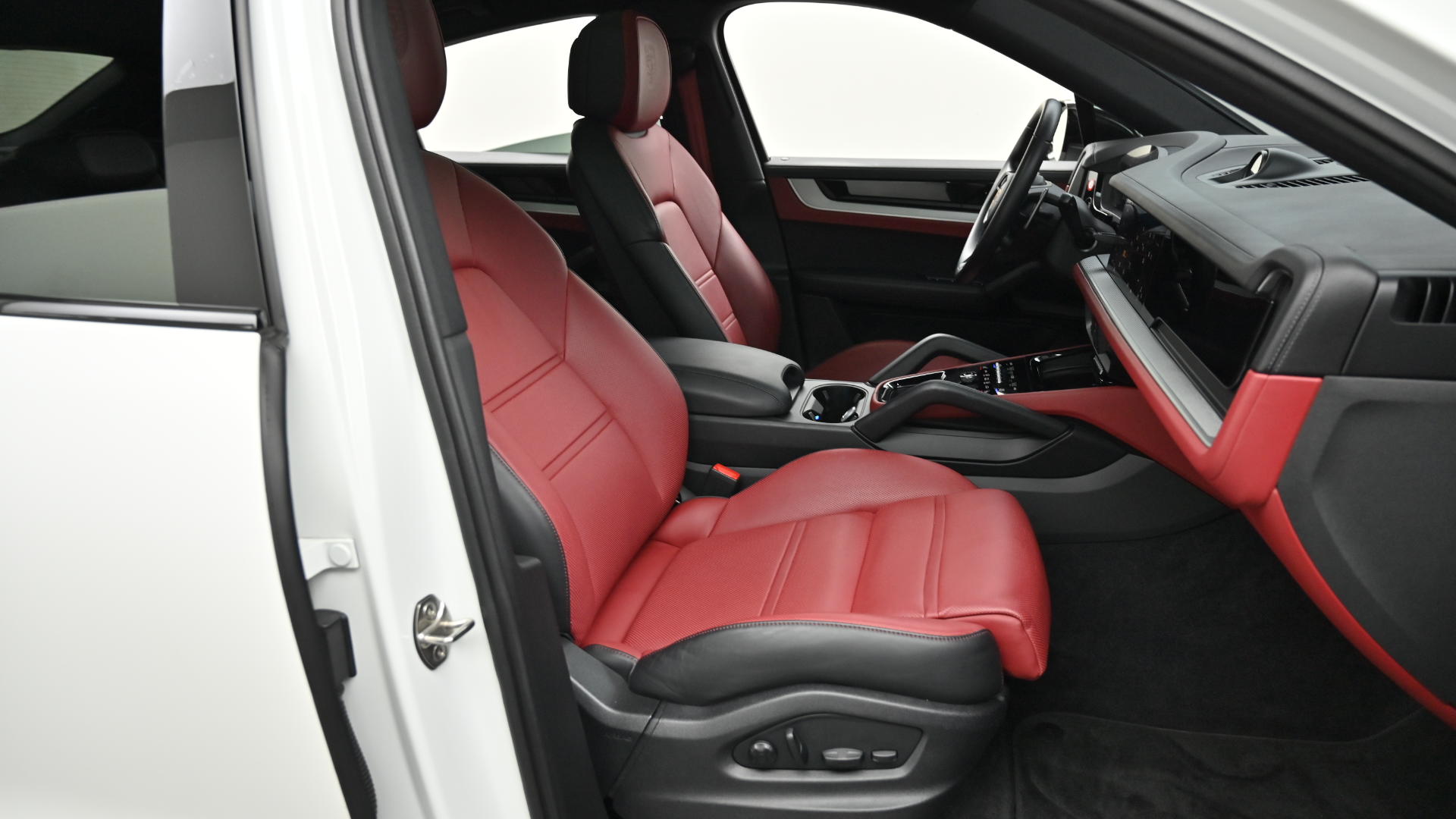 Porsche Cayenne — miniaturë 10