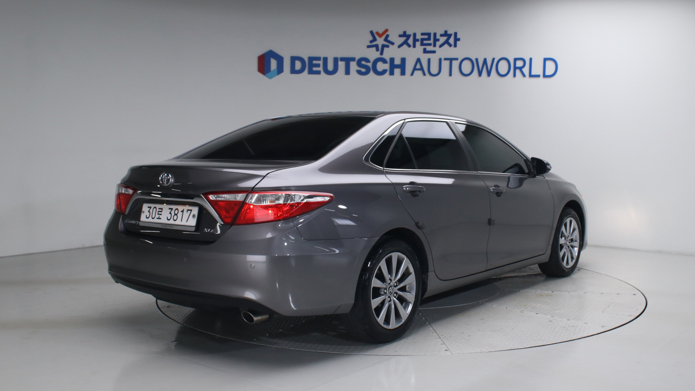 Toyota Camry — miniaturë 2