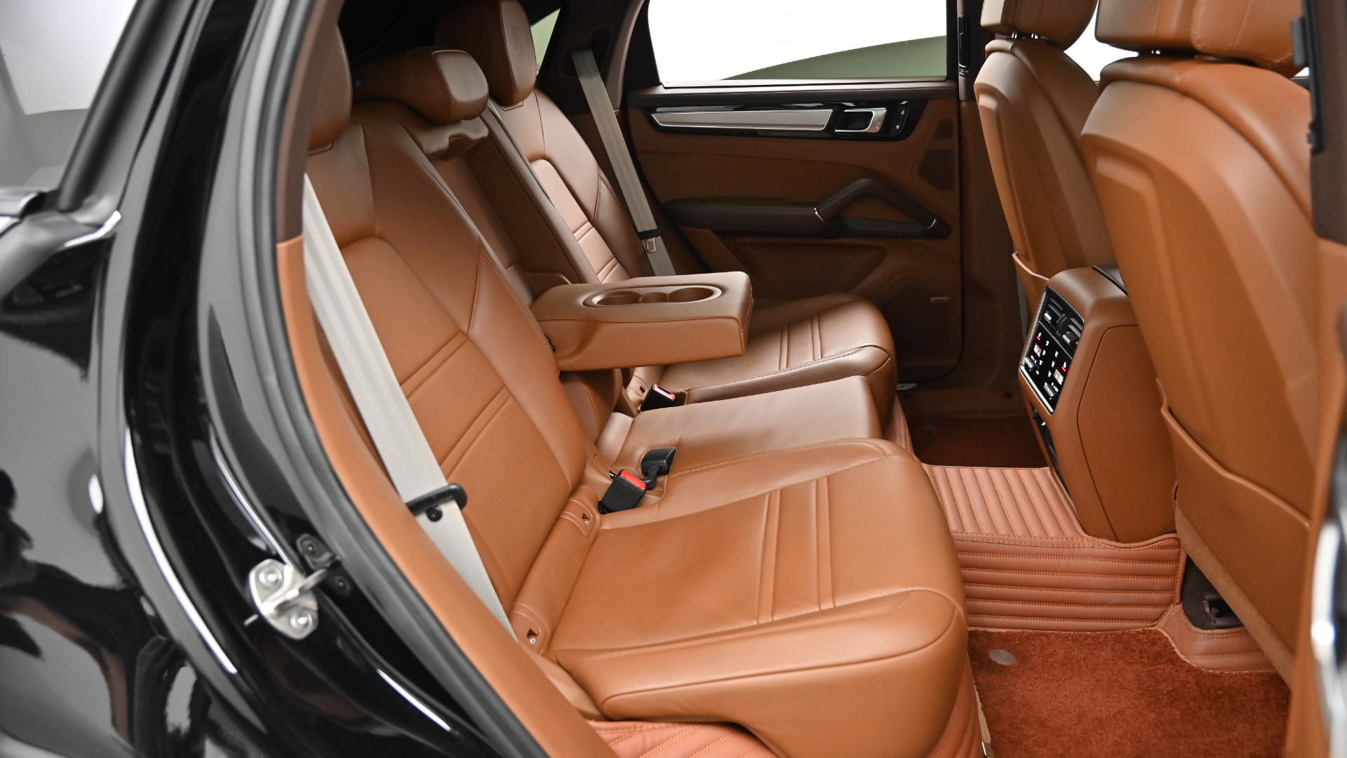Porsche Cayenne — miniaturë 12