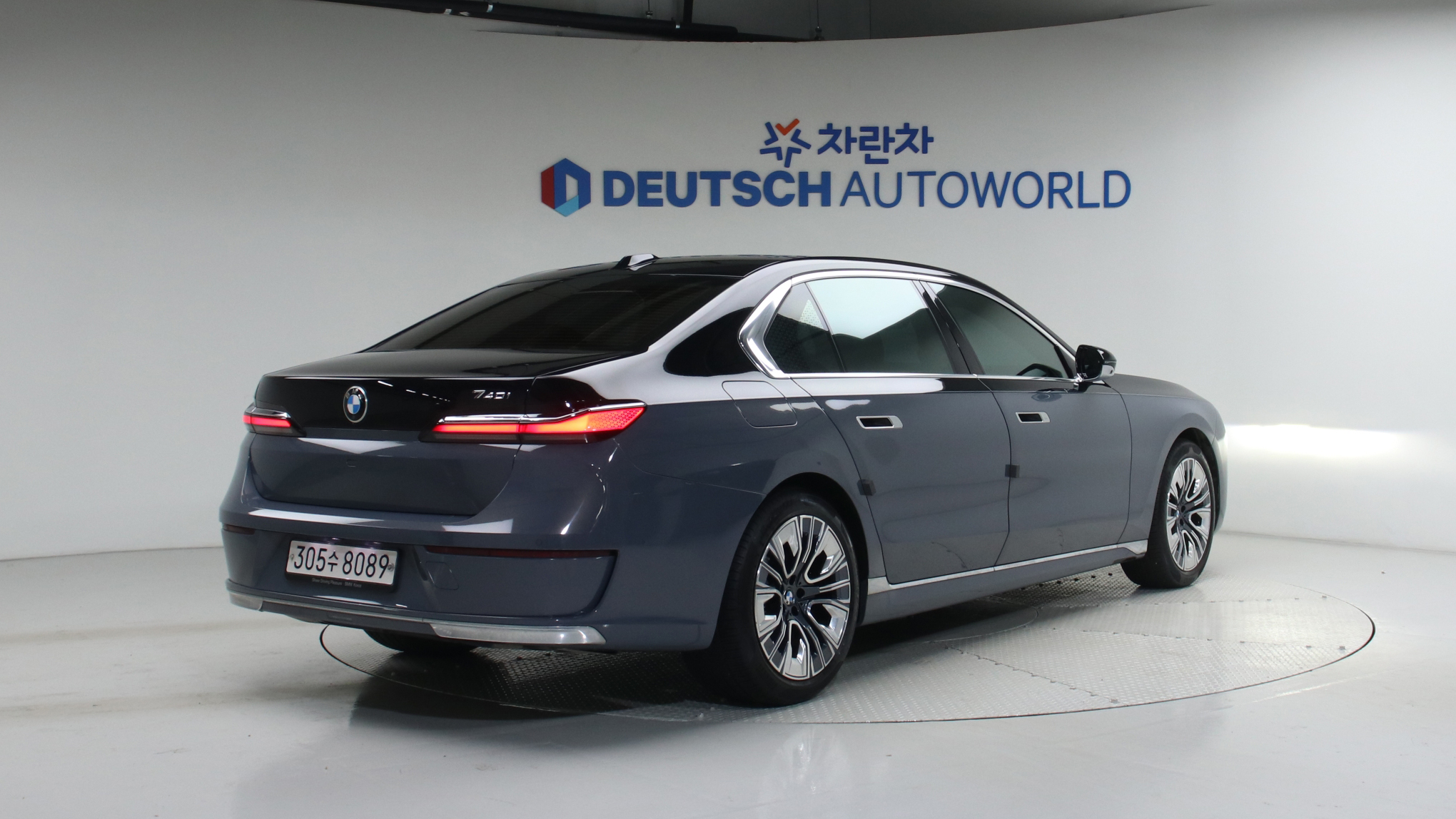 BMW 7er — miniaturë 2