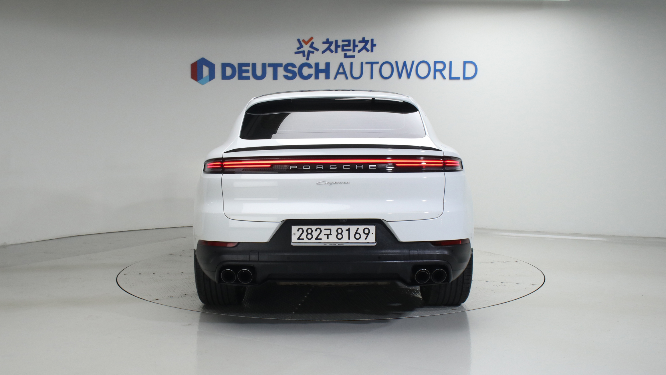 Porsche Cayenne — miniaturë 4