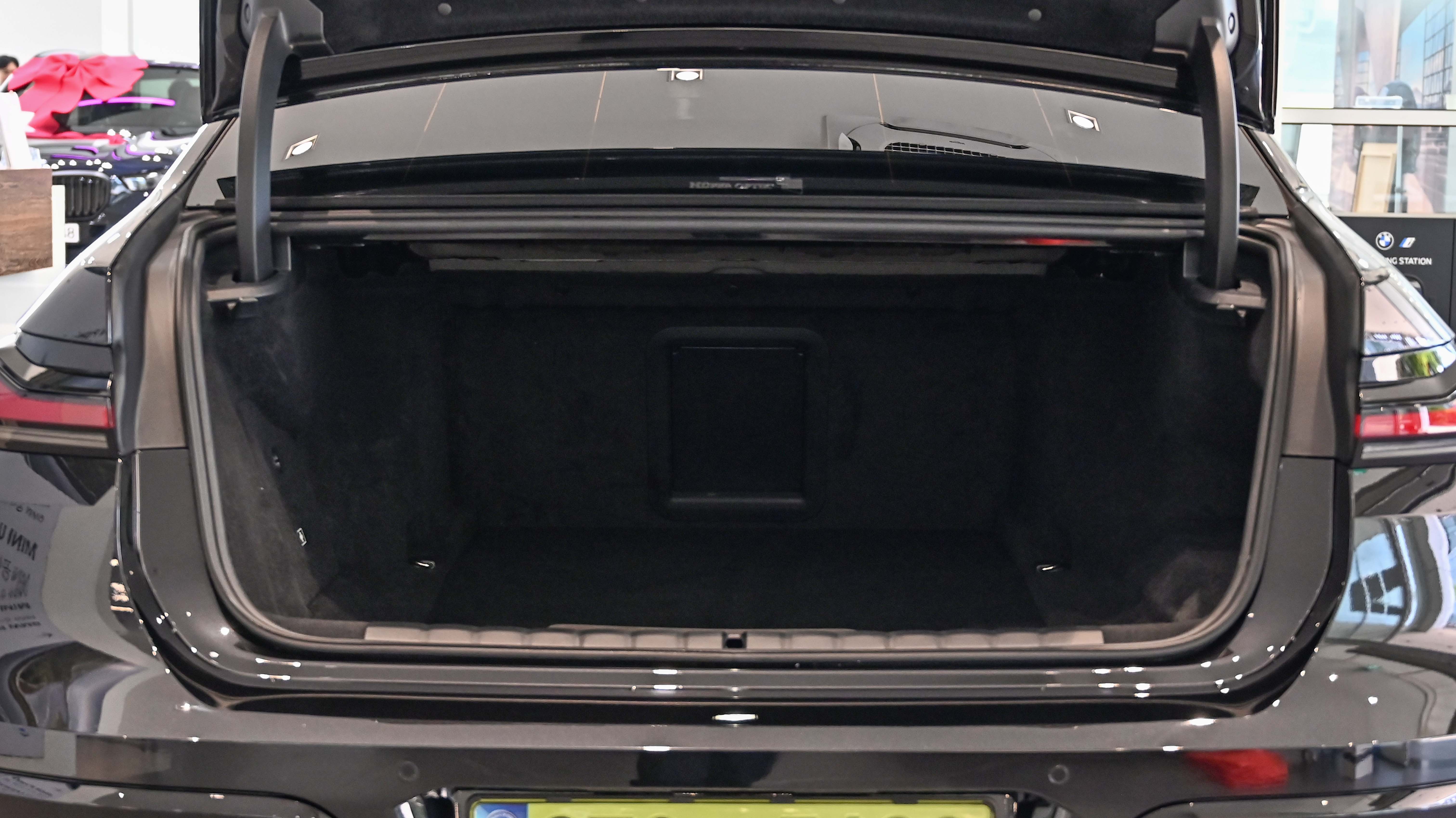BMW i7 — miniaturë 7