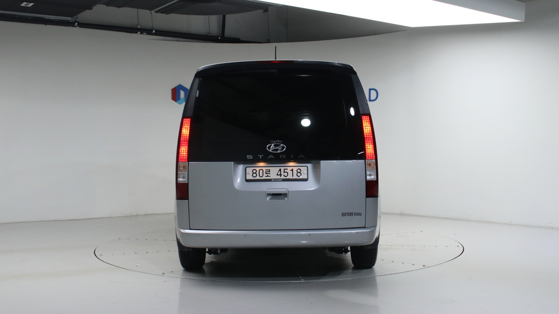 Hyundai Staria — miniaturë 4