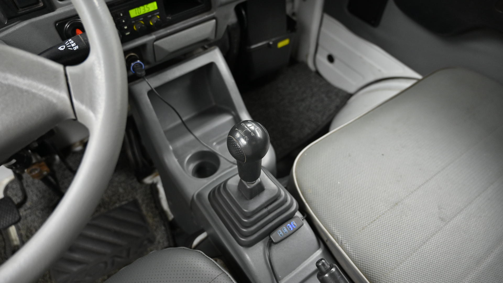 Chevrolet (GM Daewoo) New Labo Refrigerated Car Standard Type