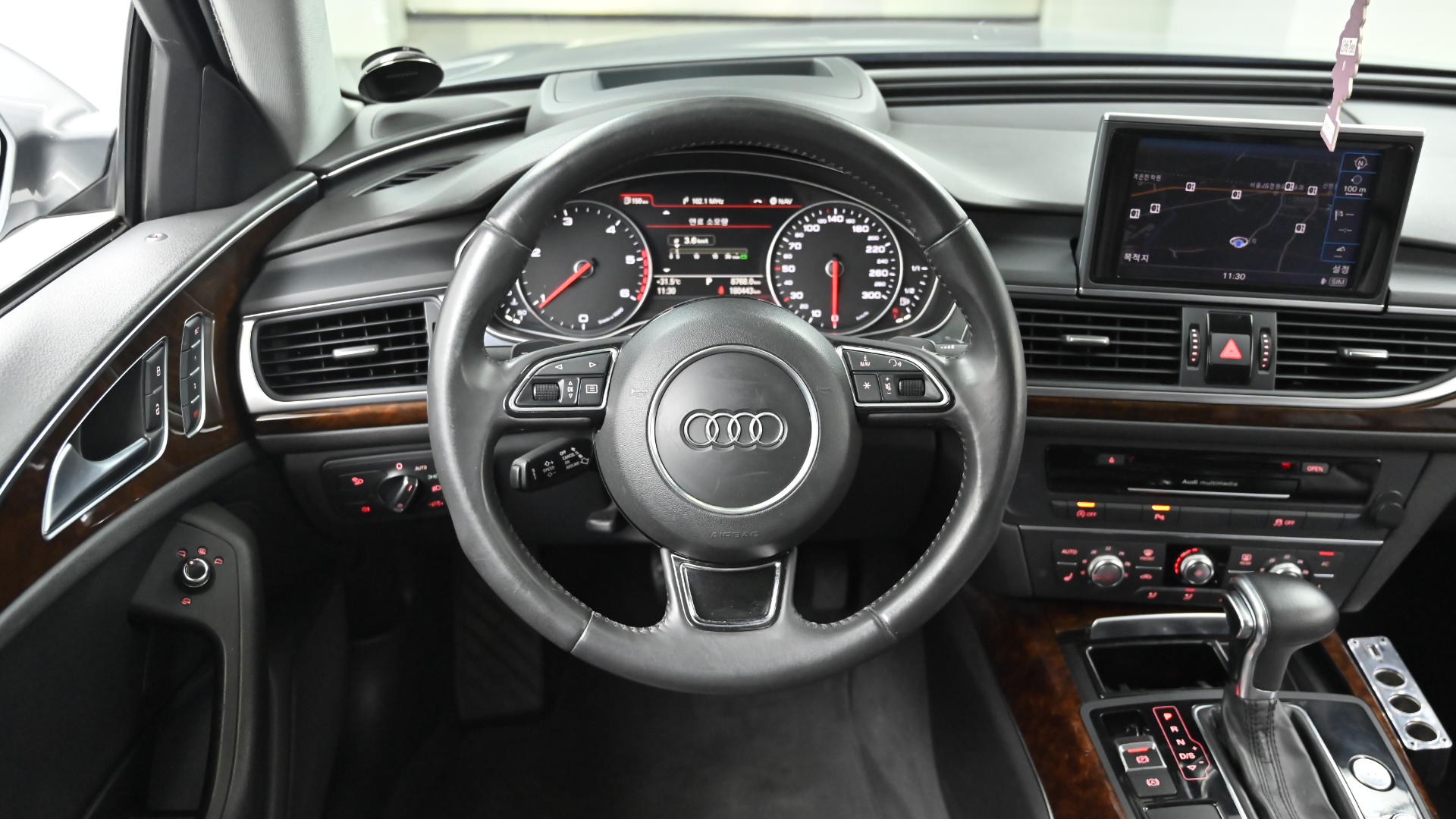 Audi A6 — miniaturë 31