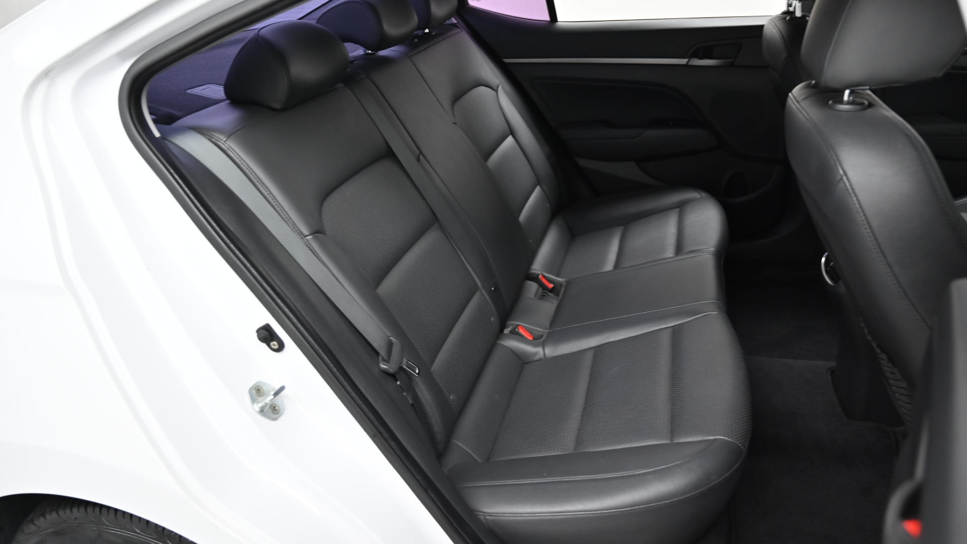 Hyundai Avante — miniaturë 12