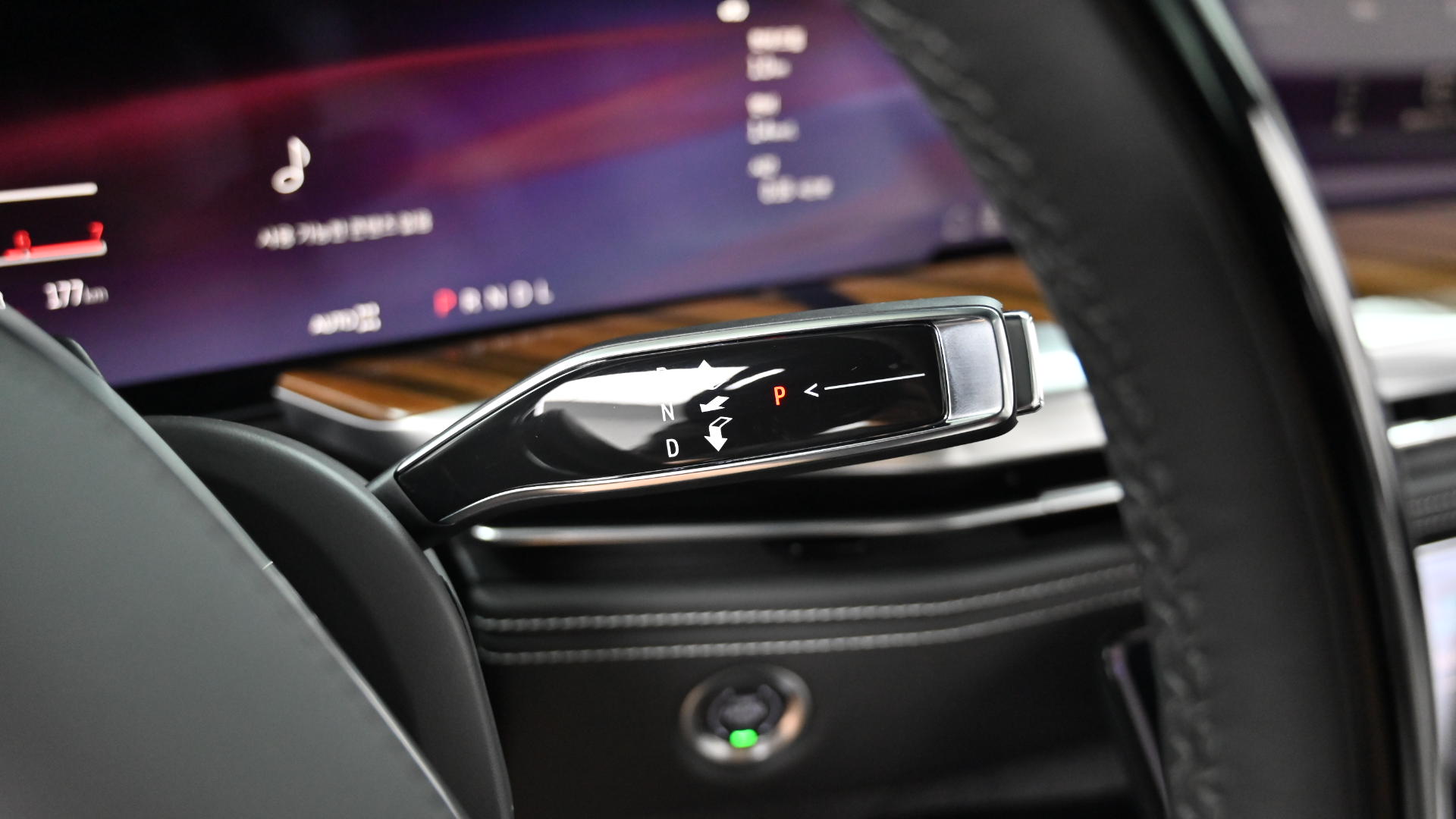 Cadillac Escalade — miniaturë 9