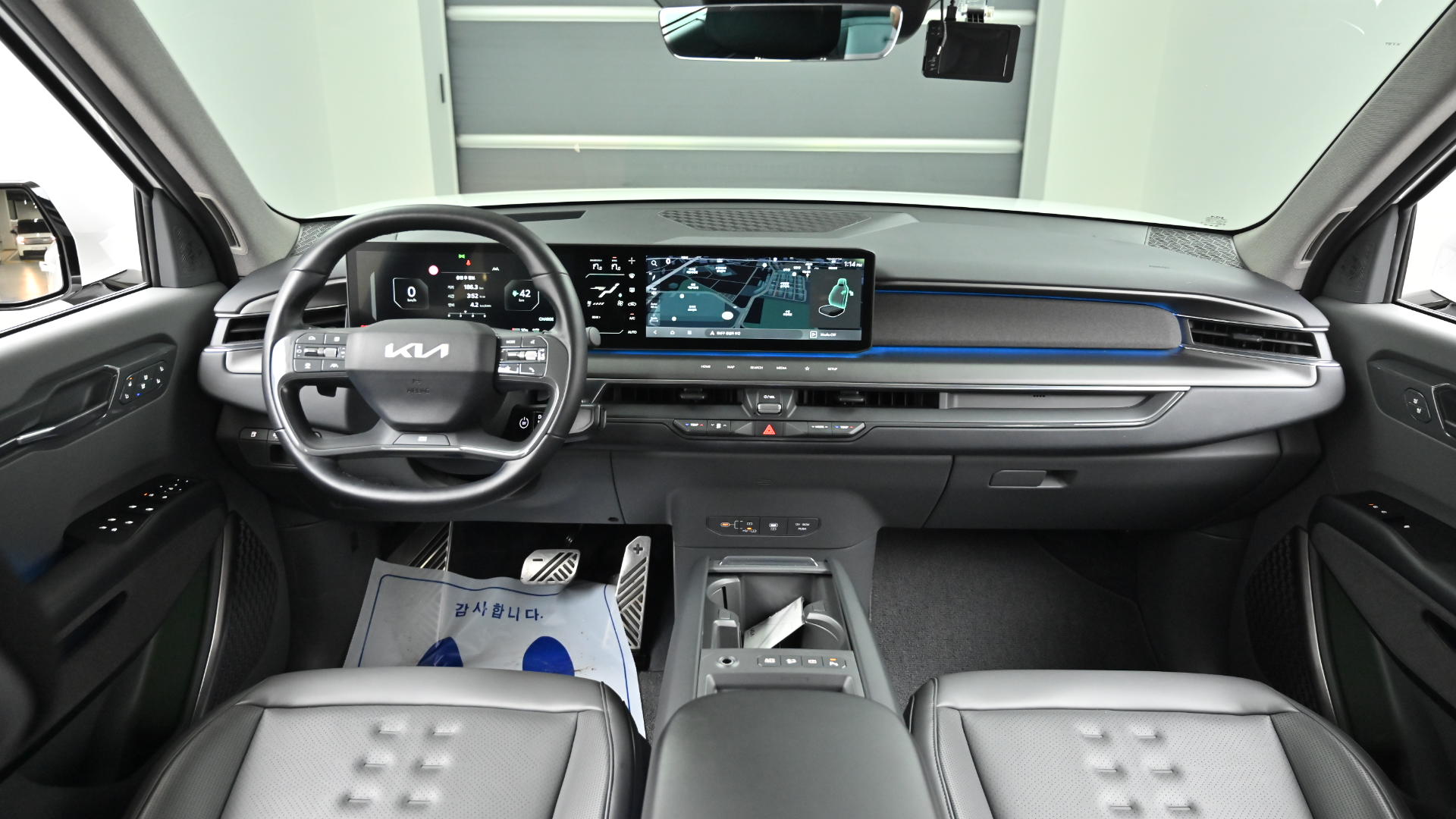 Kia EV9 99.8kWh 2WD Earth