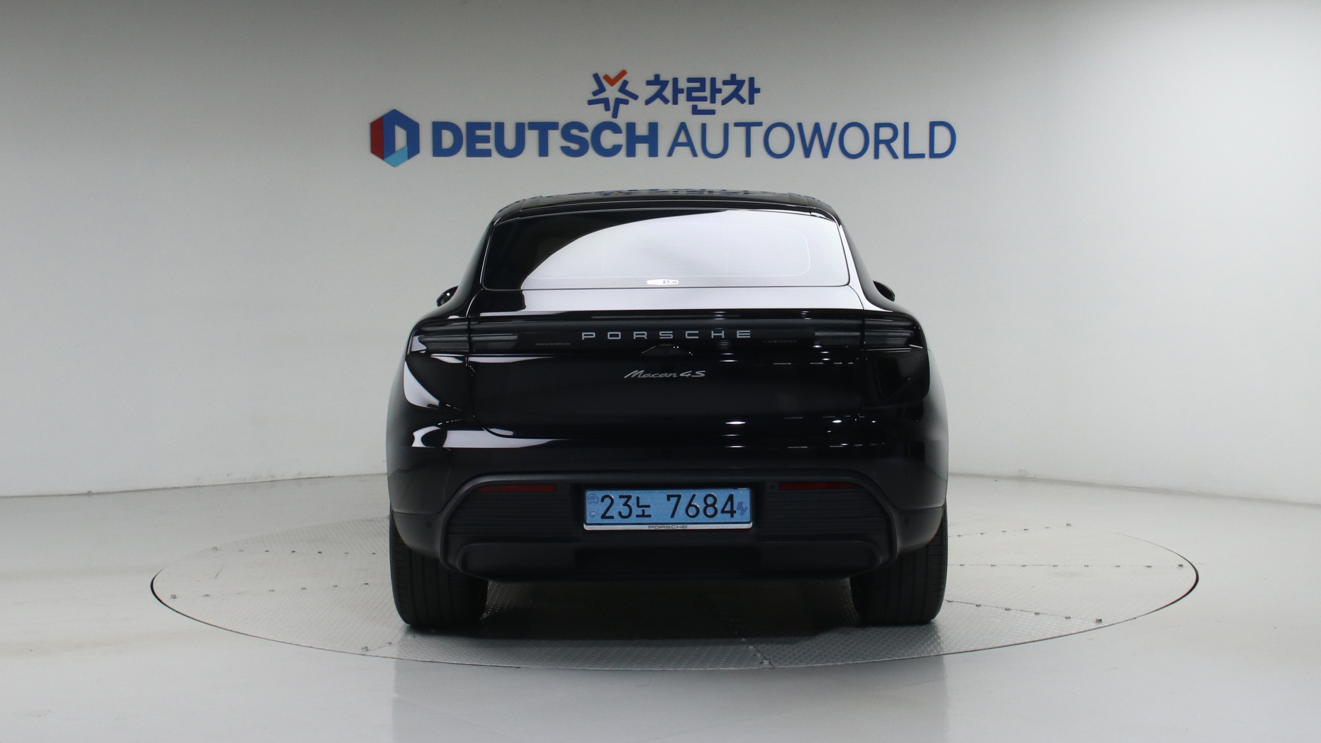 Porsche Macan — miniaturë 22