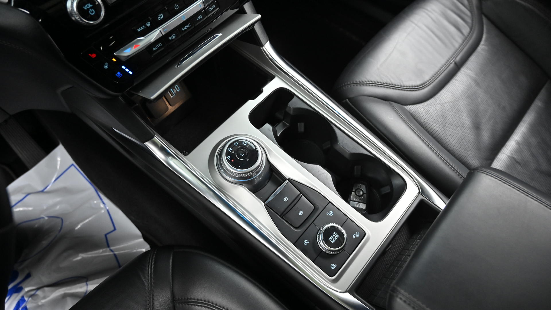 Ford Explorer 6th Generation 3.0 Platinum 4WD