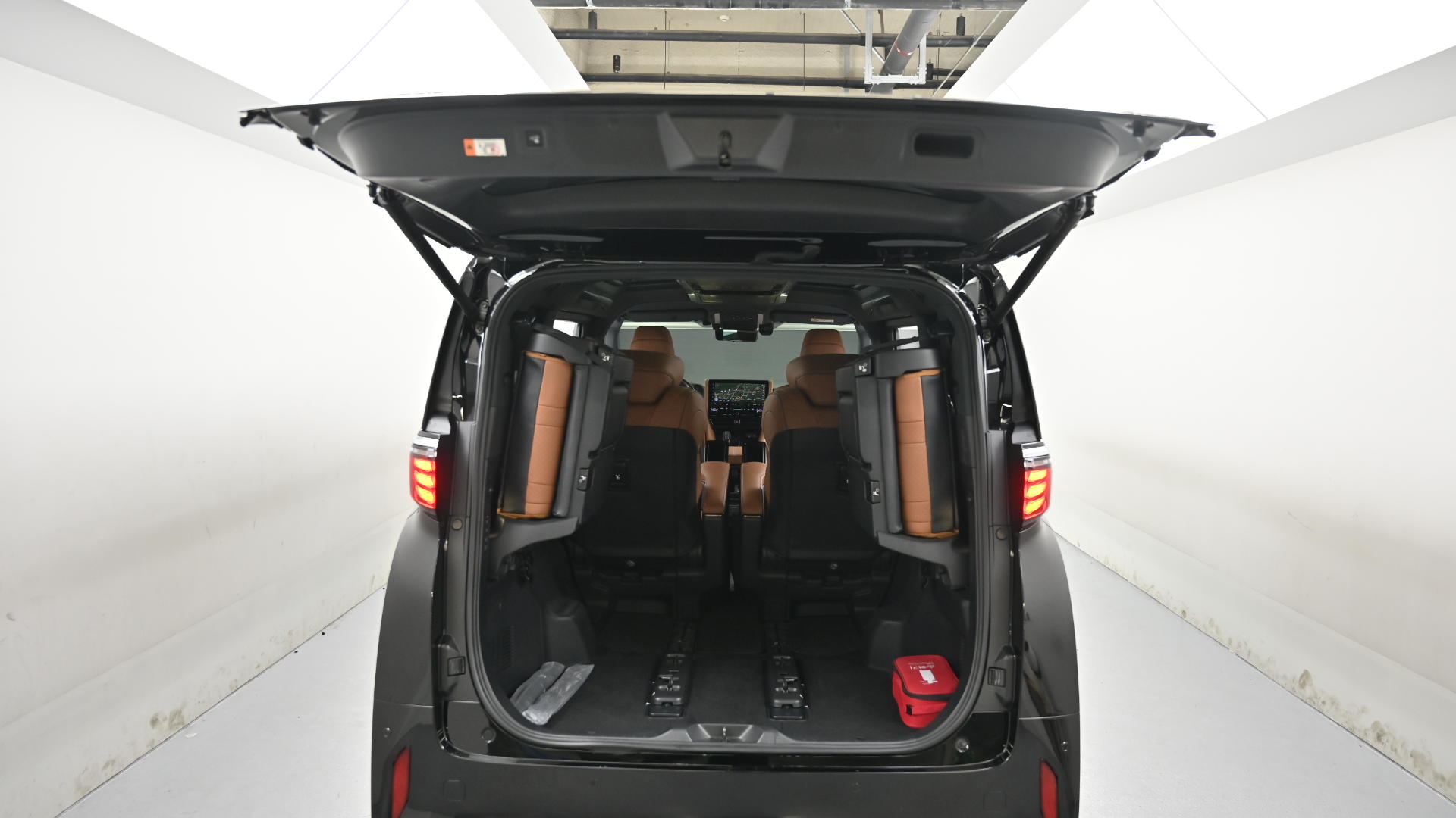 Toyota Alphard — miniaturë 19
