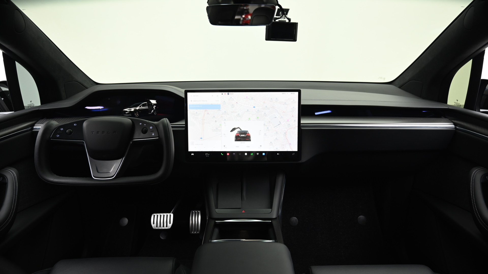 Tesla Model X — miniaturë 7