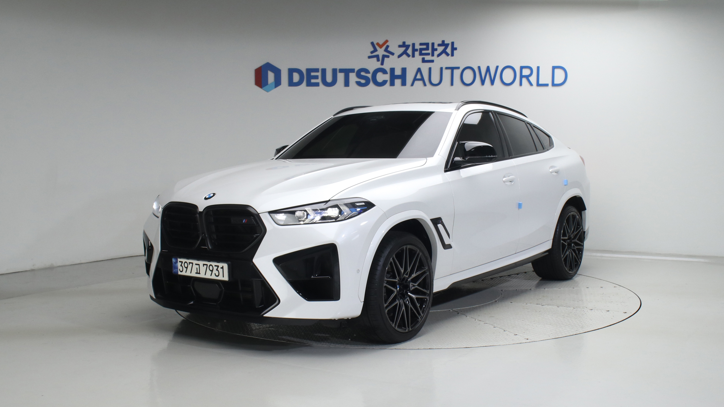 BMW X6 M 4.4 컴패티션 — foto 1