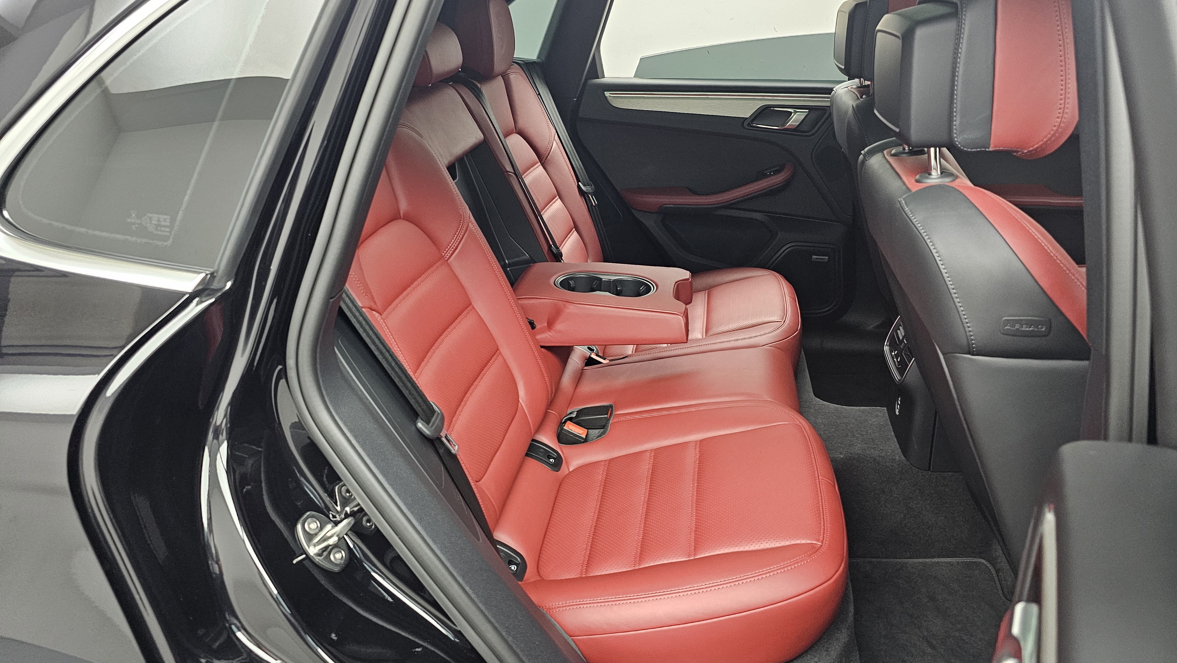 Porsche Macan — miniaturë 30