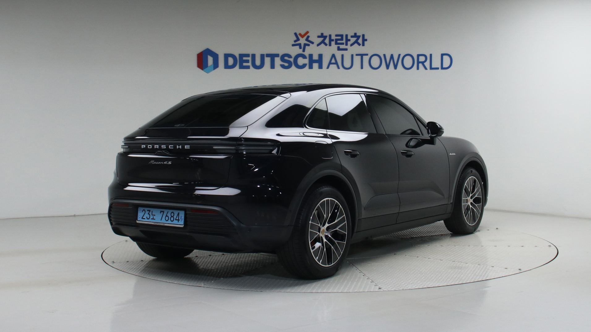 Porsche Macan — miniaturë 21