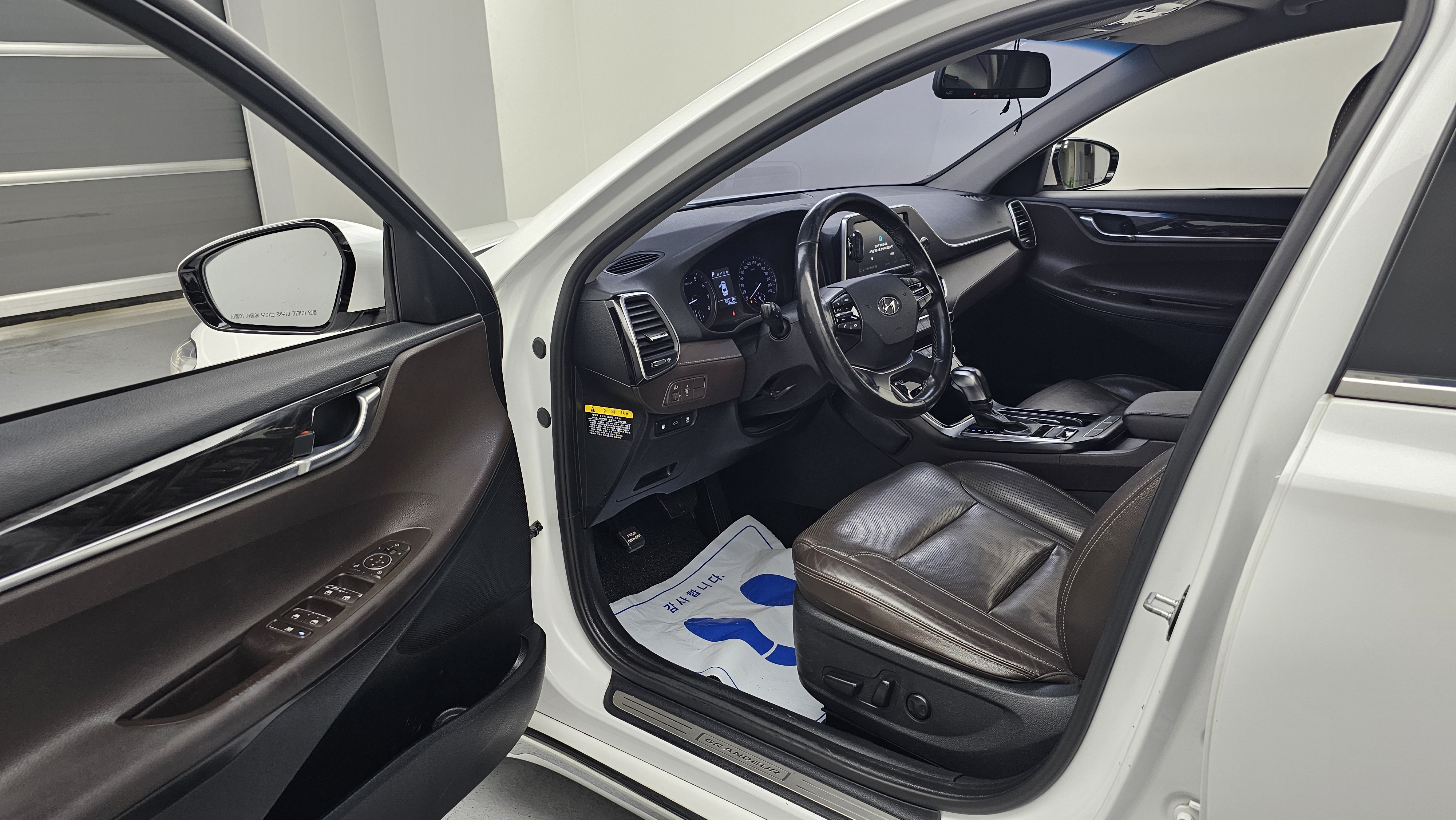Hyundai Grandeur — miniaturë 11