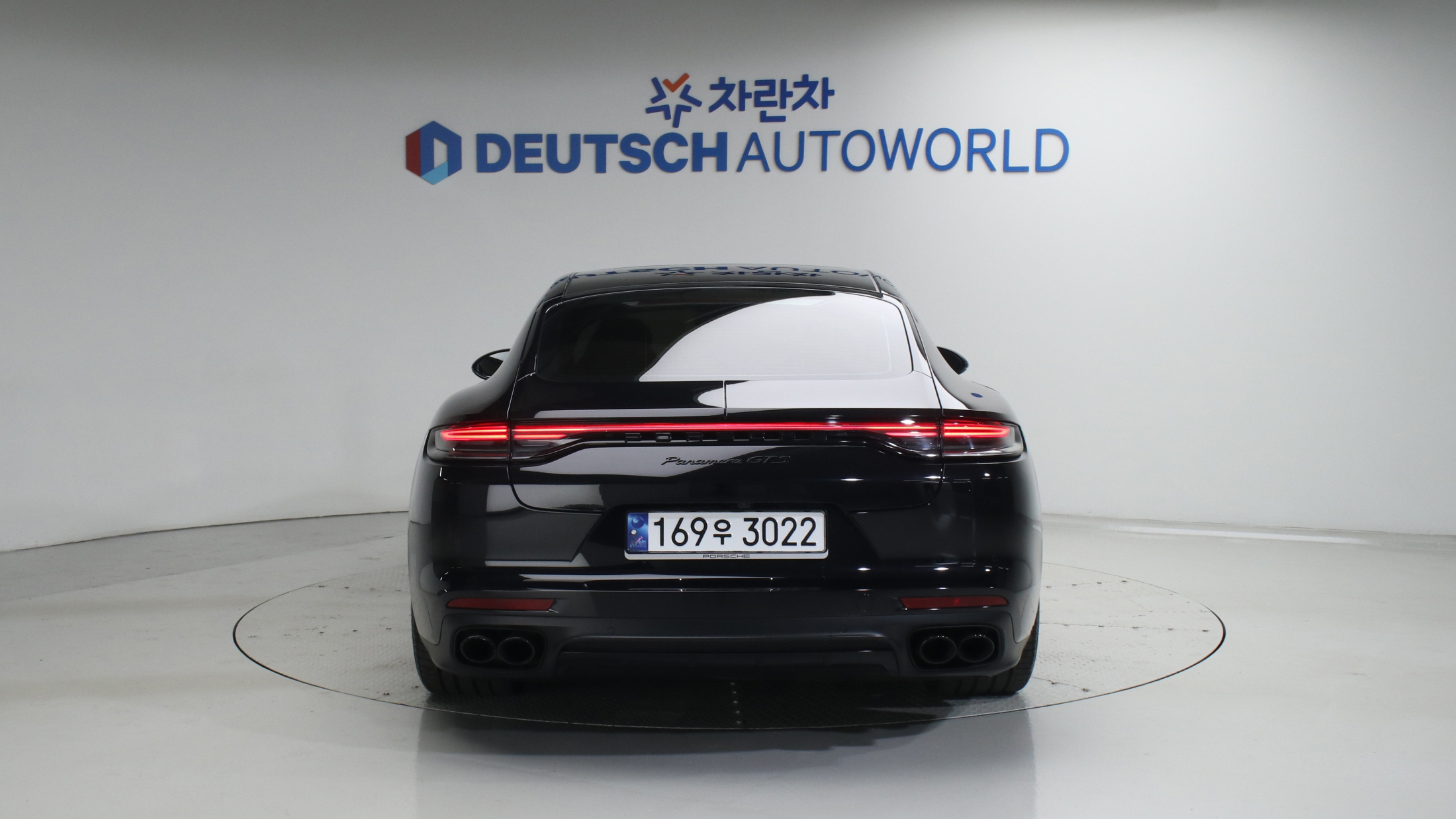 Porsche Panamera — miniaturë 4