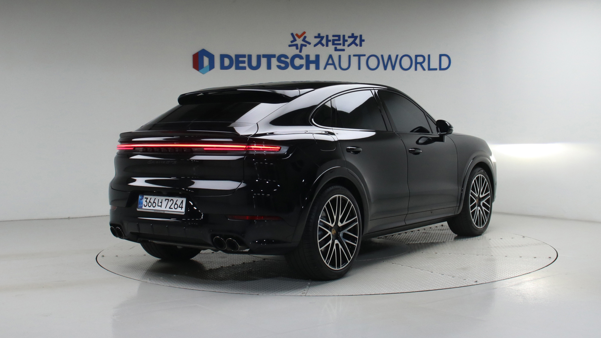 Porsche Cayenne — miniaturë 2