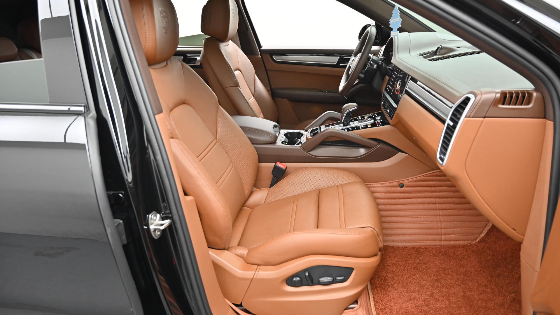 Porsche Cayenne — miniaturë 10