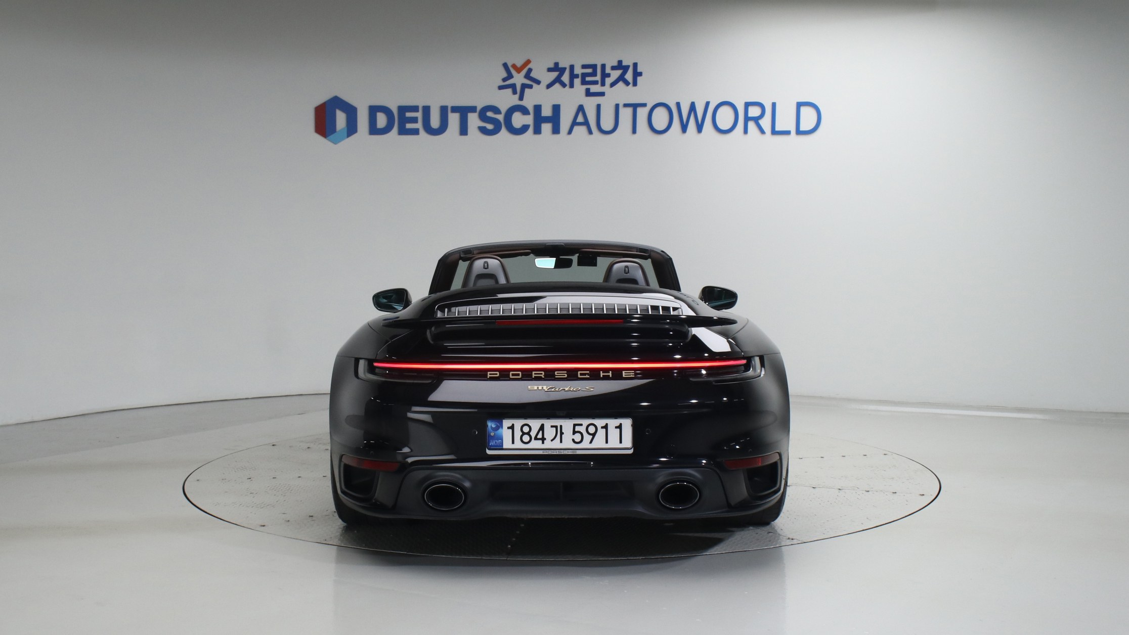 Porsche 911 — miniaturë 4