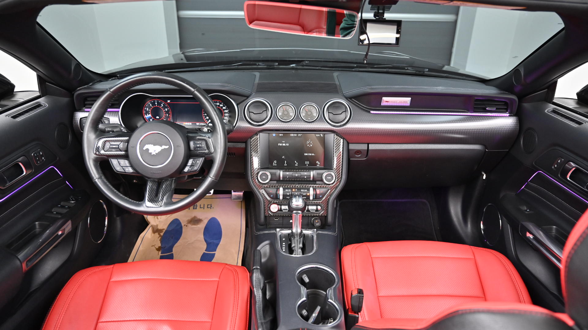 Ford Mustang — miniaturë 7