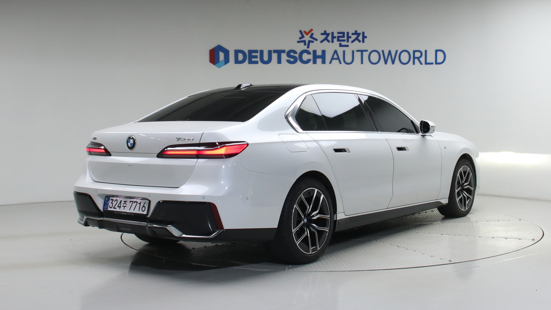 BMW 7er — miniaturë 2