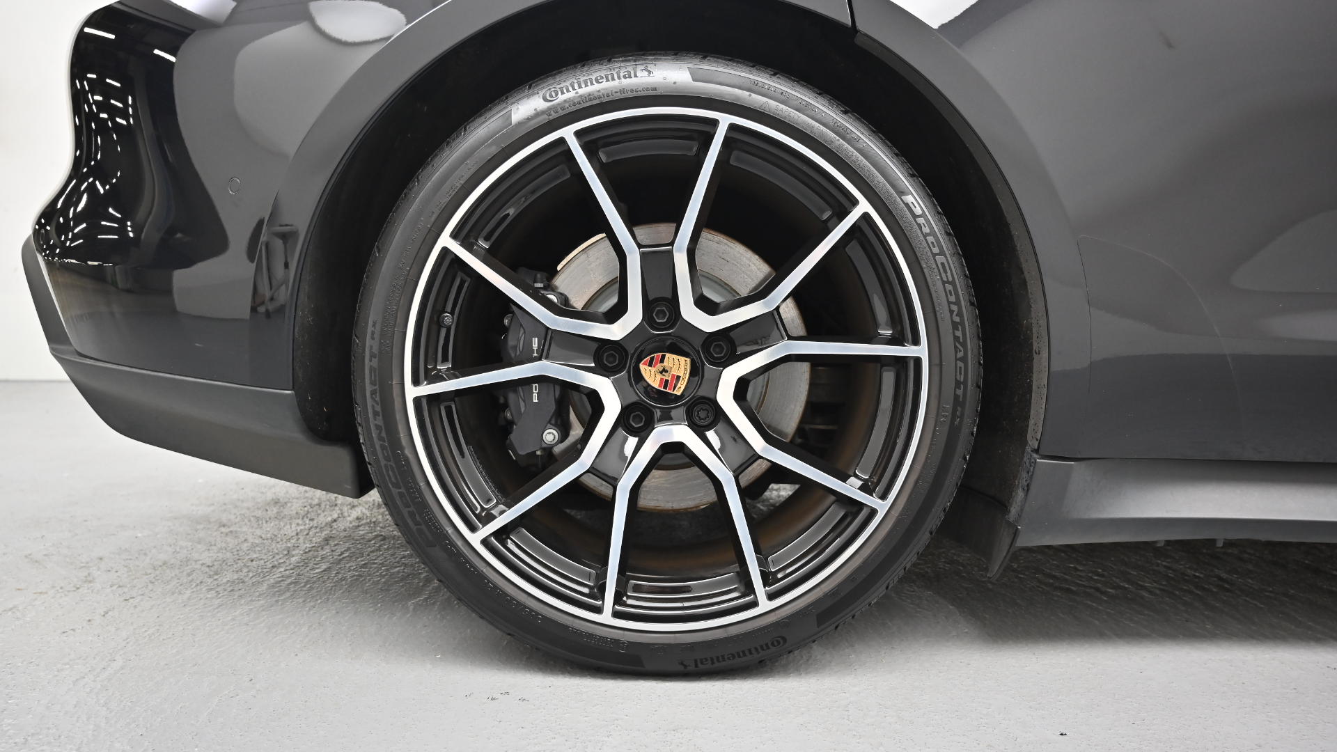 Porsche Taycan — miniaturë 5