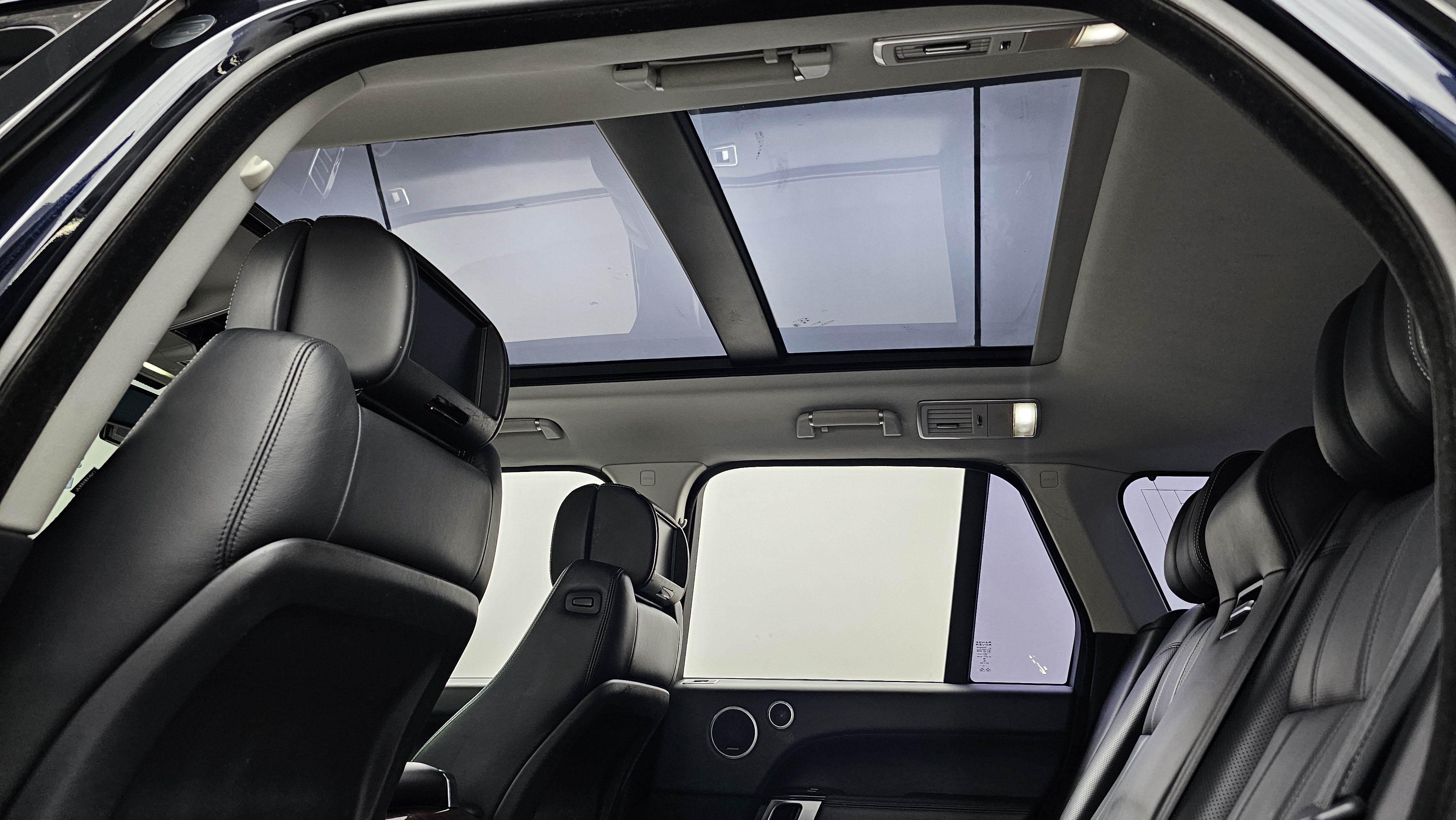Land Rover Range Rover — miniaturë 36