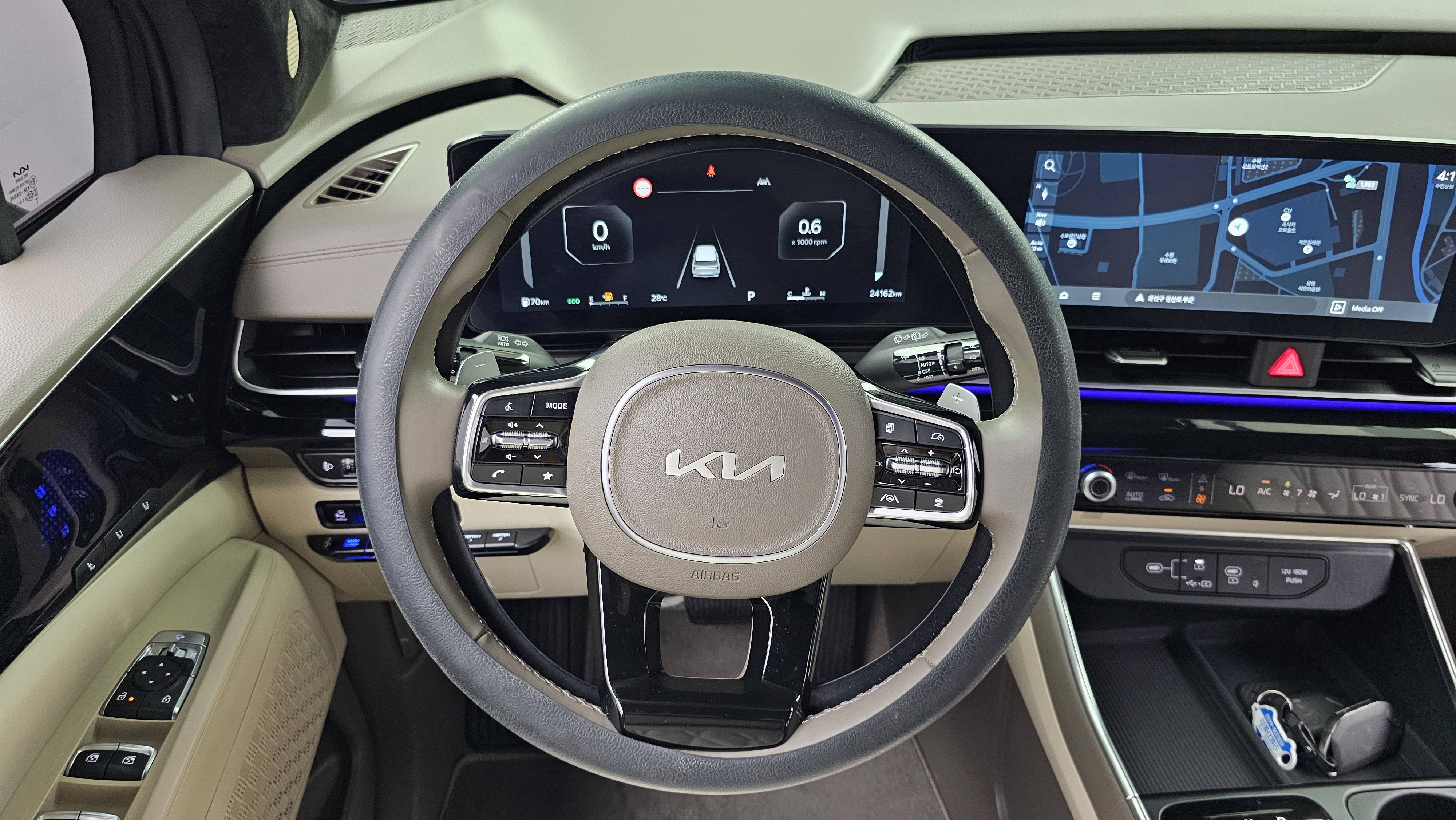 Kia Carnival — miniaturë 31