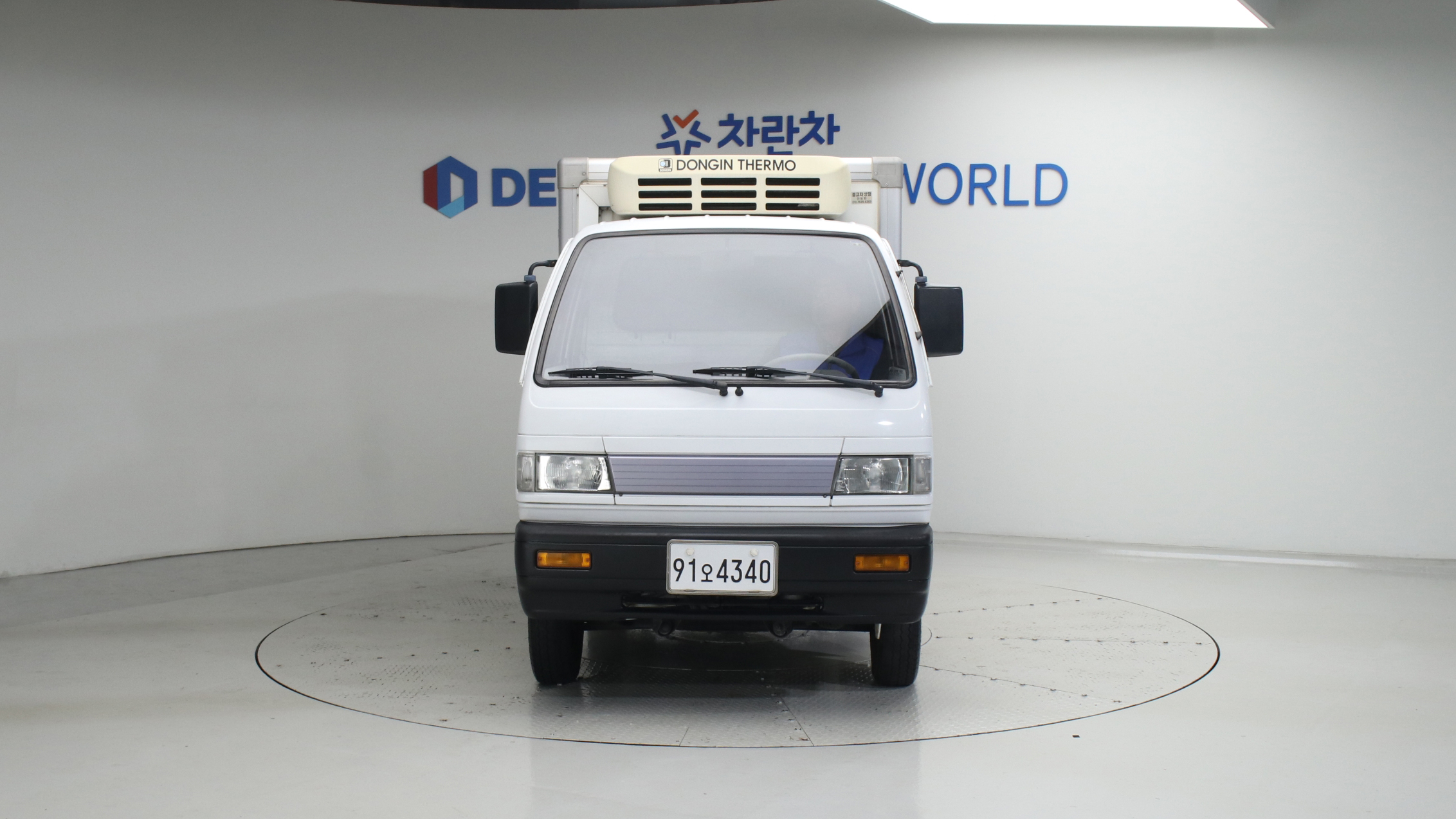 Chevrolet (GM Daewoo) New Labo Refrigerated Truck
