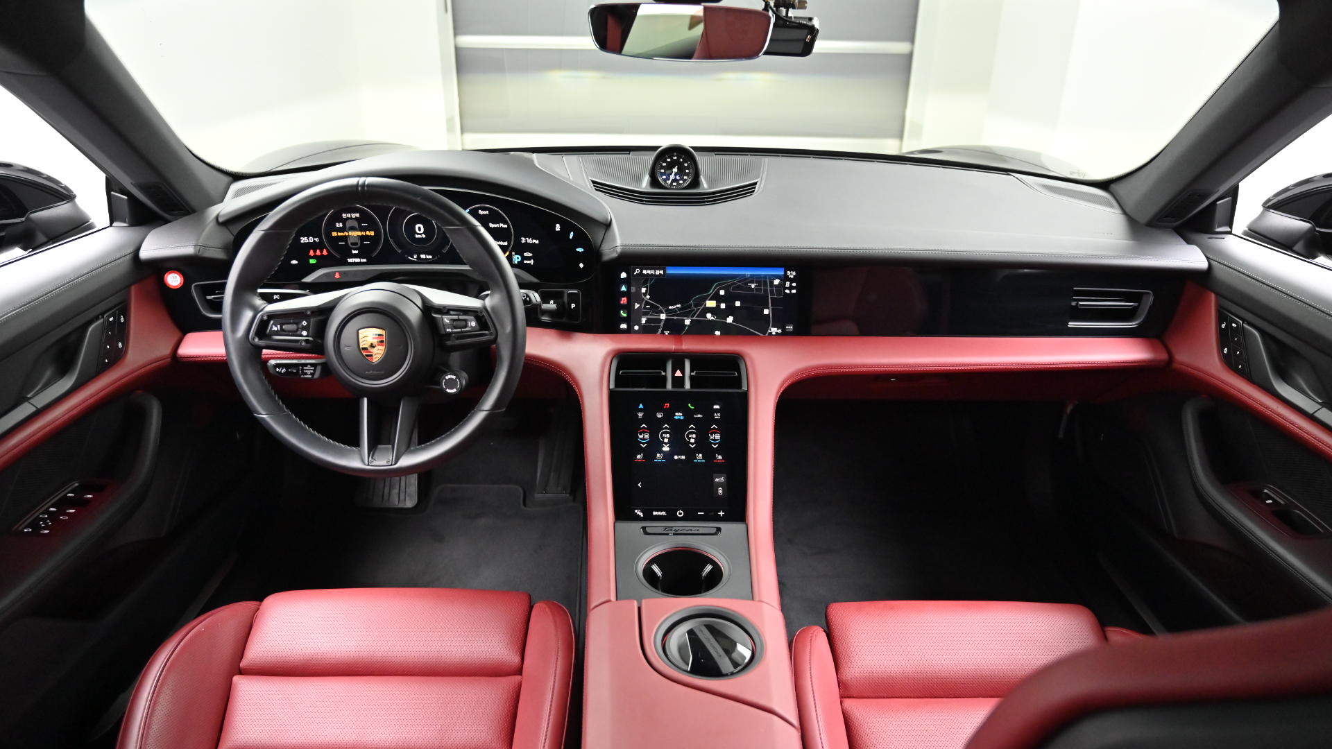 Porsche Taycan — miniaturë 7