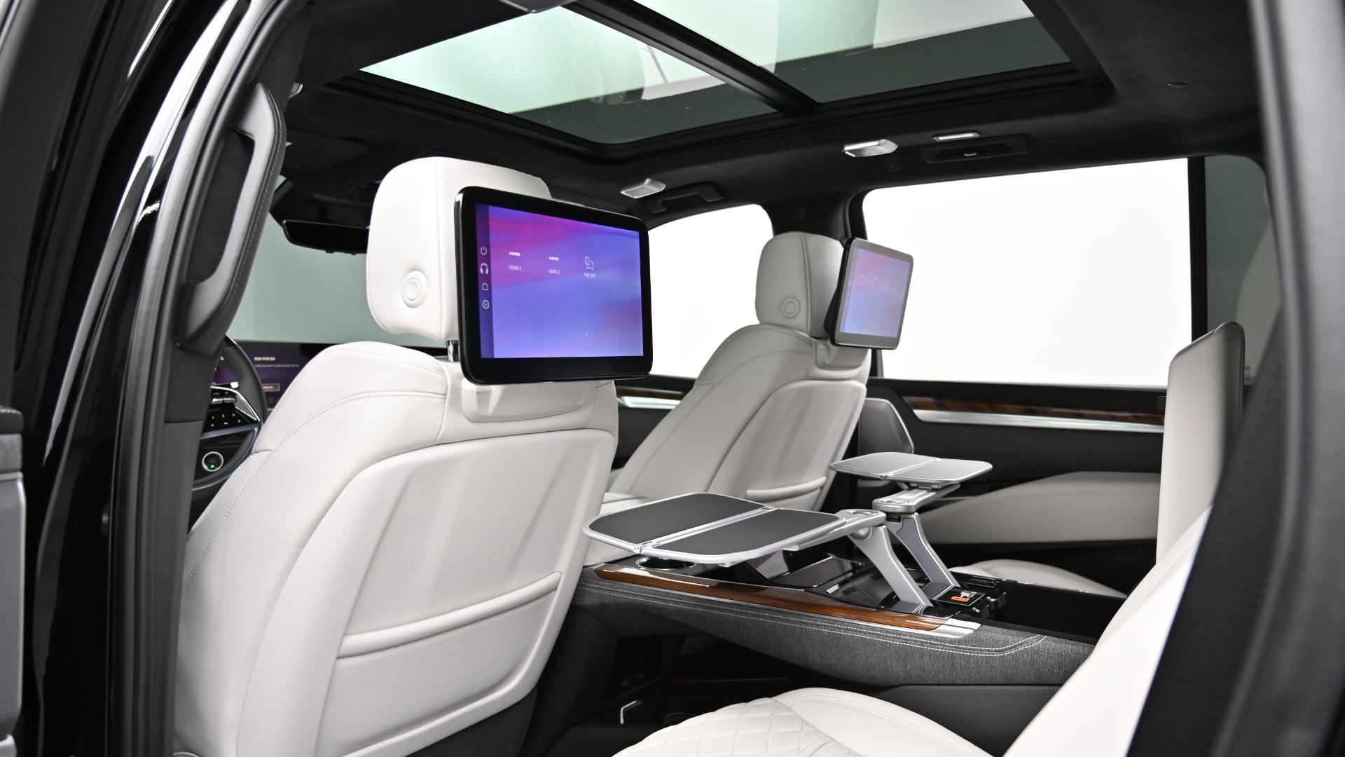 Cadillac Escalade — miniaturë 18