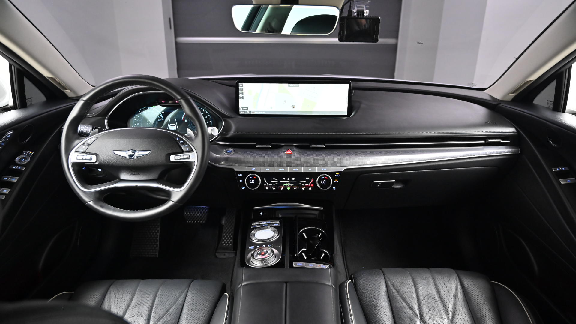 Genesis G80 — miniaturë 7