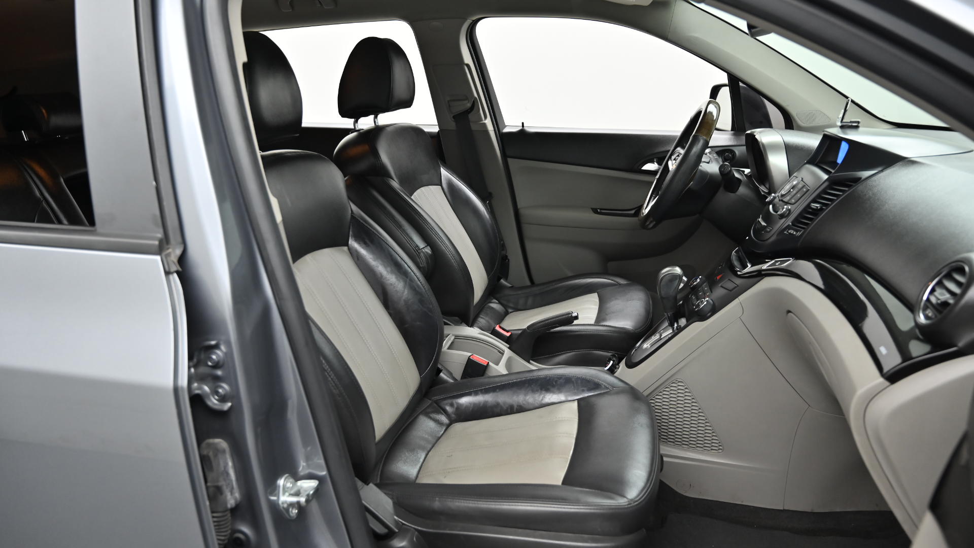 Chevrolet (GM Daewoo) Orlando LPG Platinum Package
