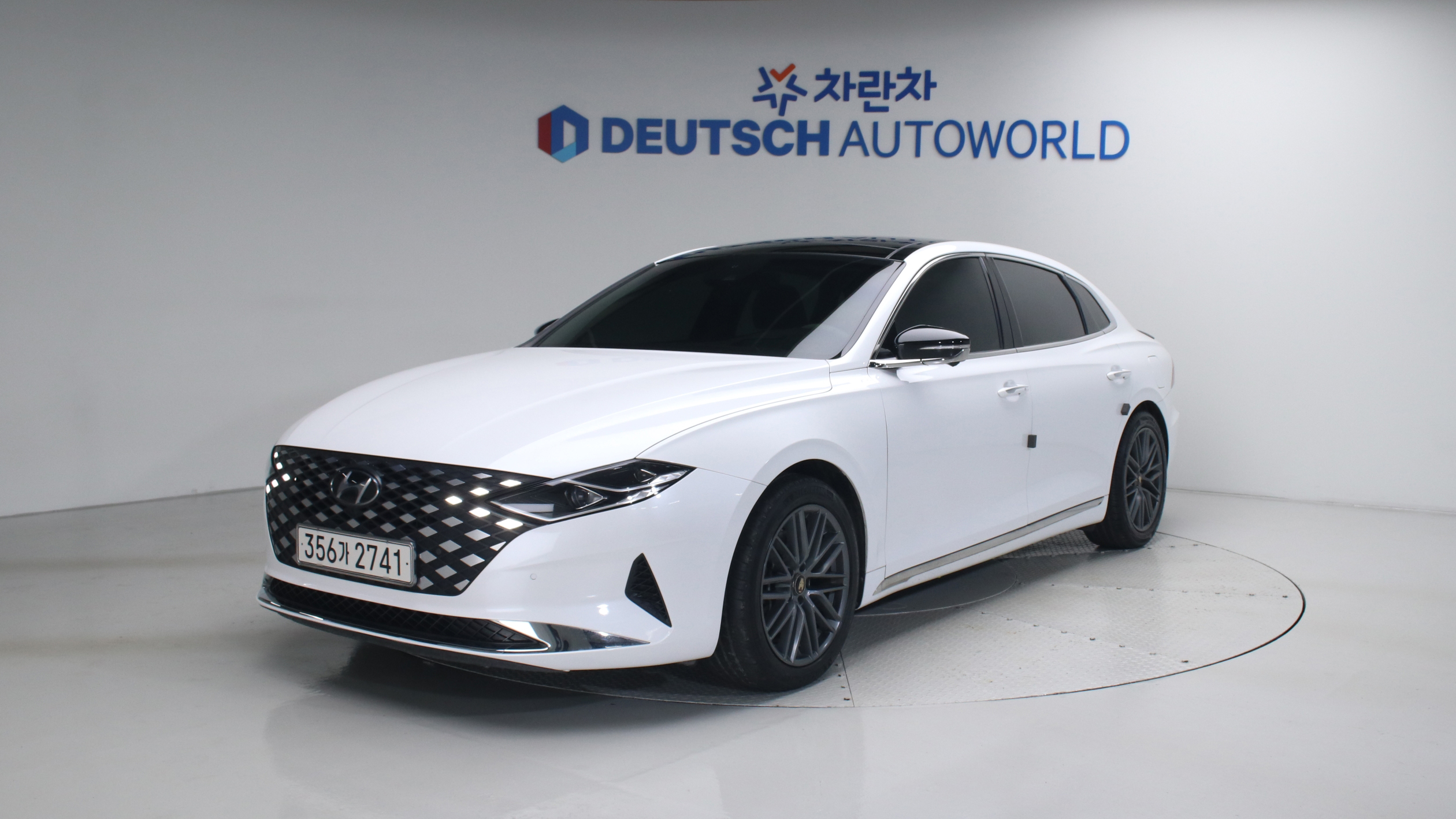 Hyundai Grandeur 3.0 LPi (장애인용) 익스클루시브 — foto 1