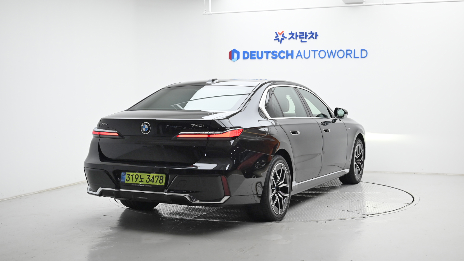 BMW 7er — miniaturë 2