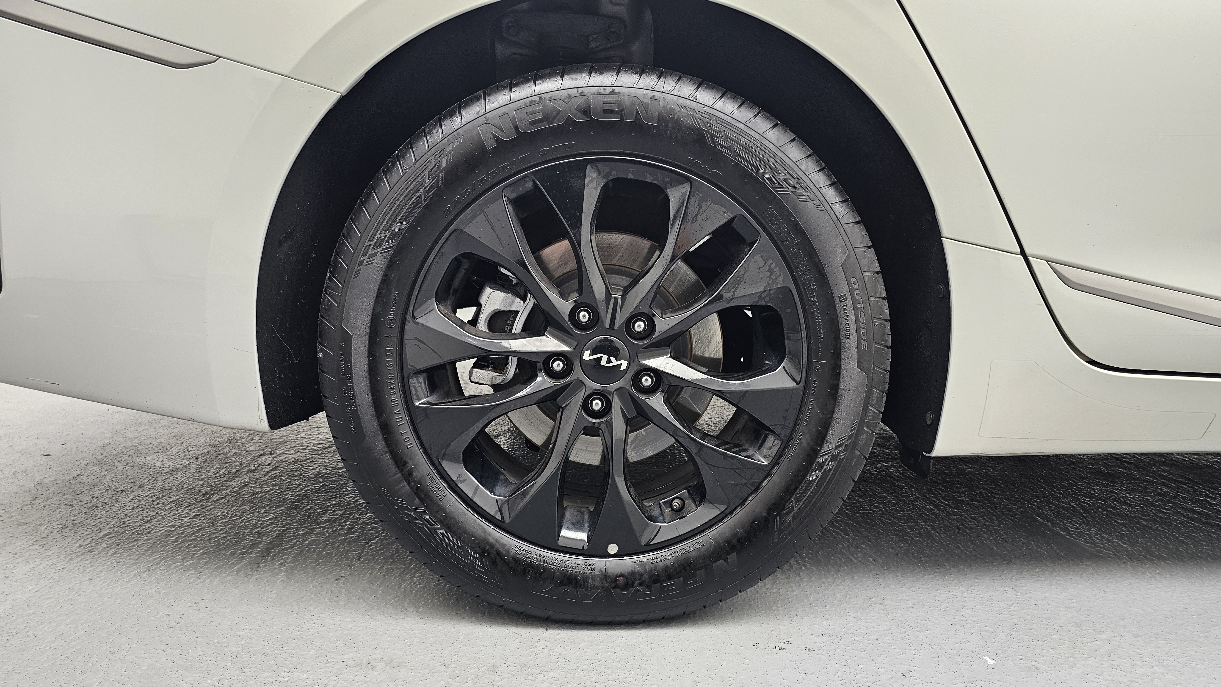 Kia K8 — miniaturë 5