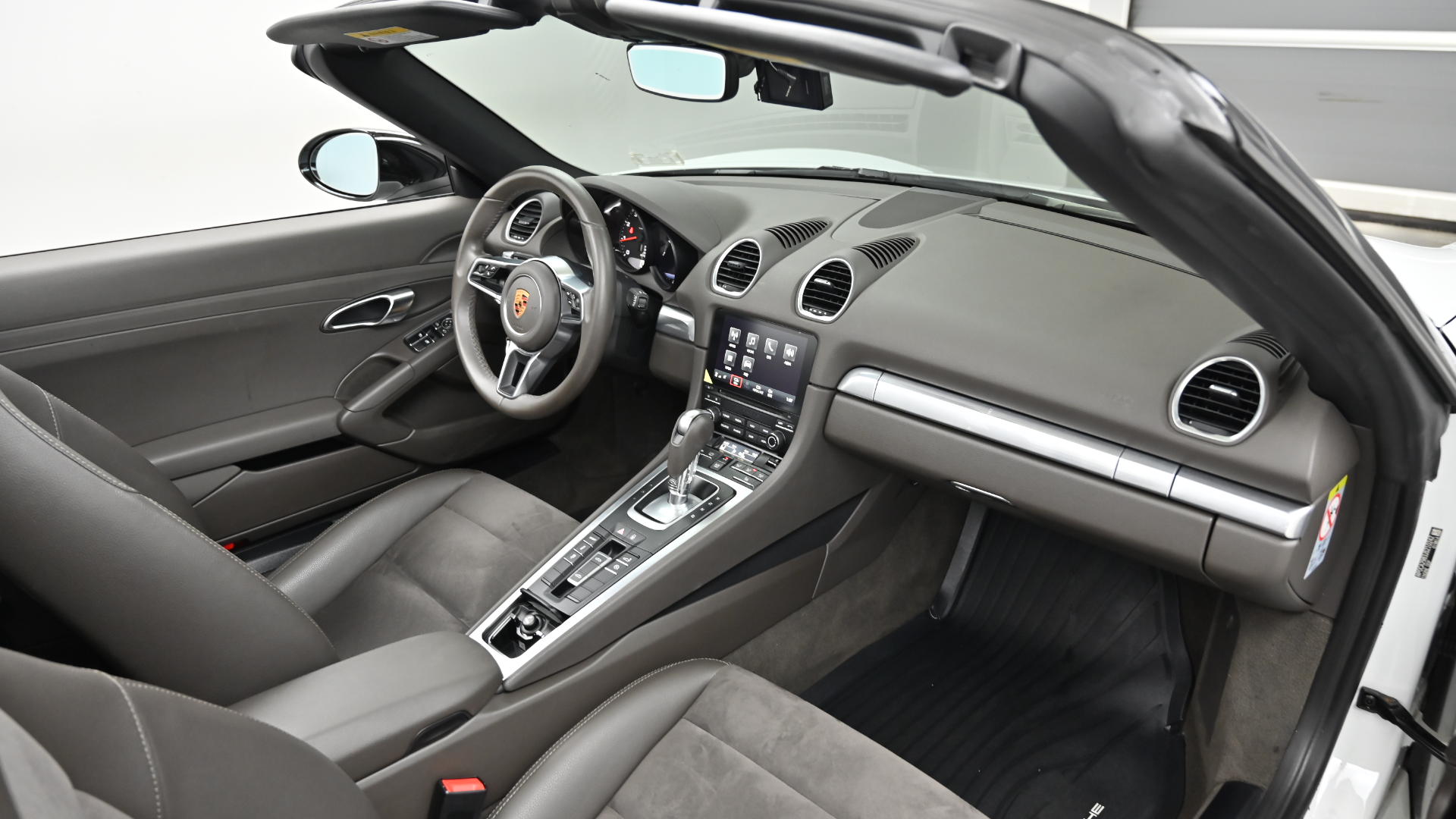 Porsche 718 Boxster 2.0