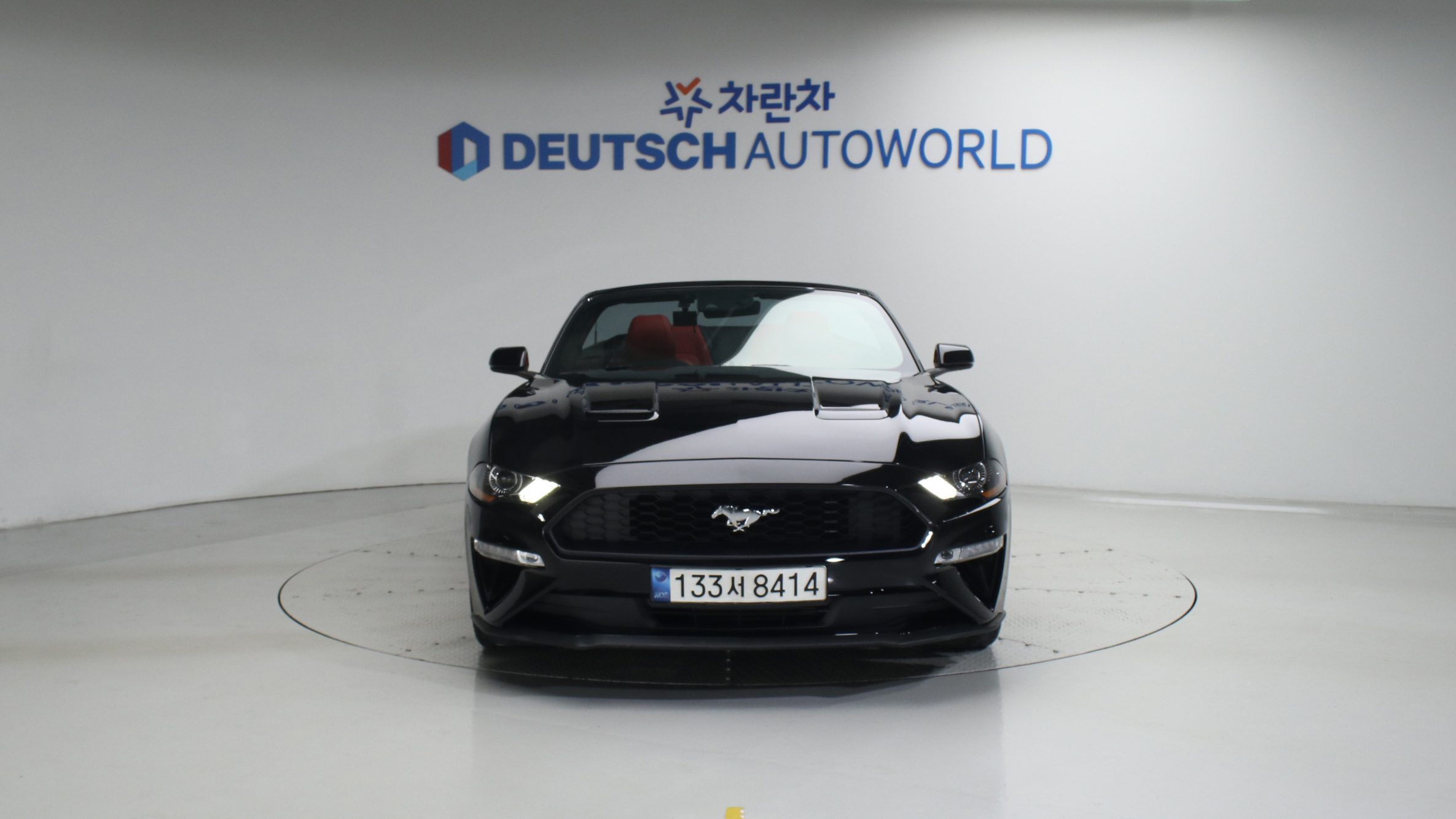 Ford Mustang — miniaturë 3