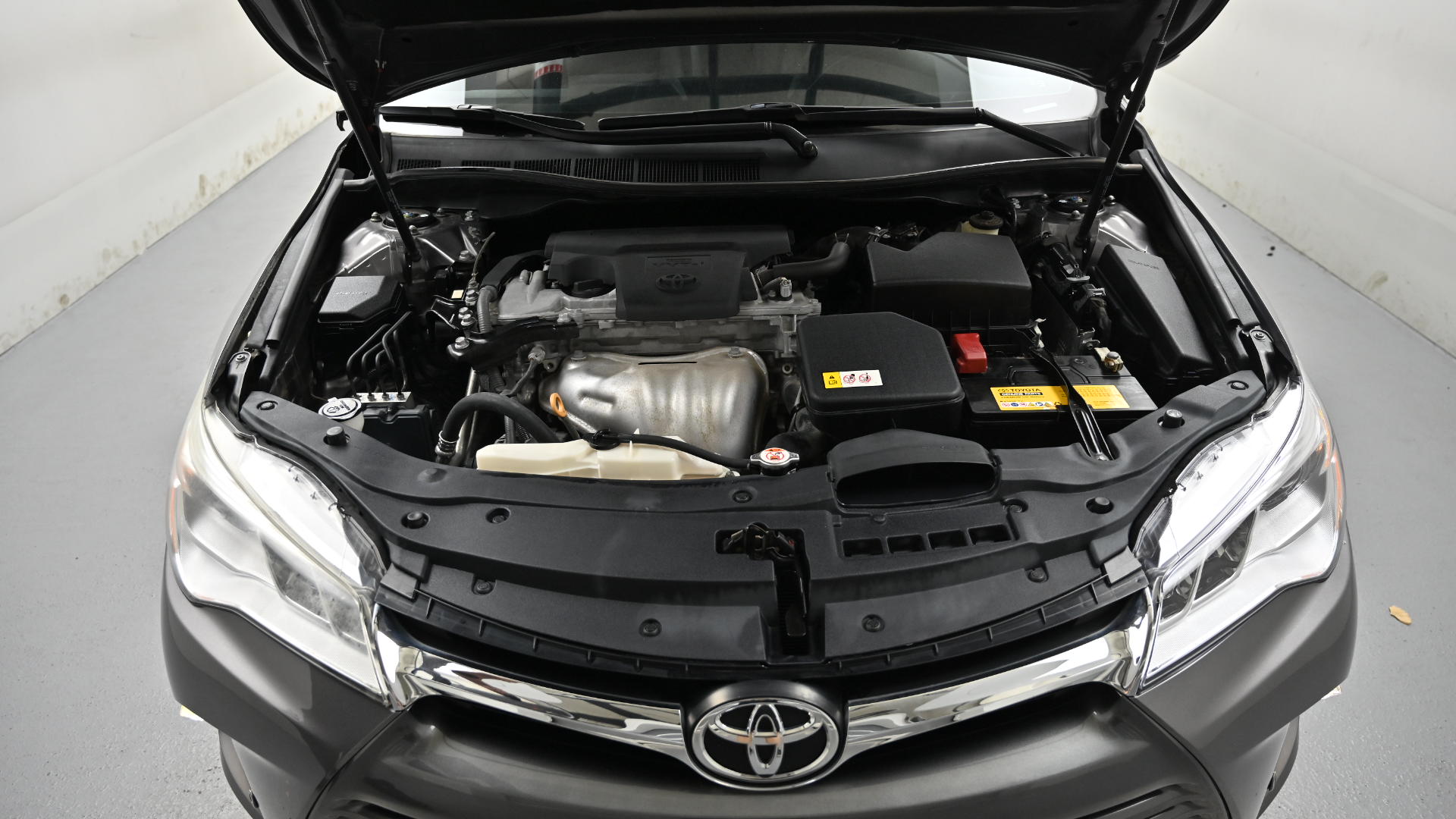 Toyota Camry — miniaturë 6