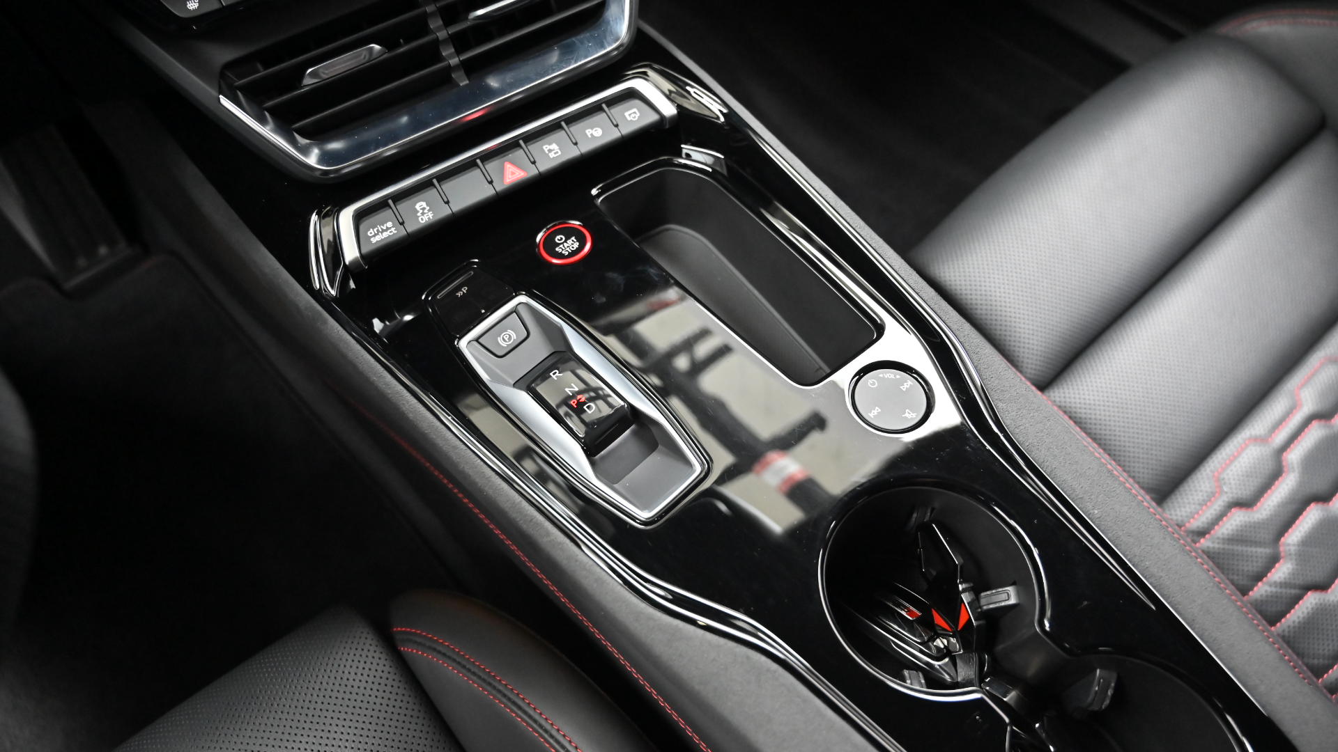 Audi RS e-tron GT — miniaturë 9