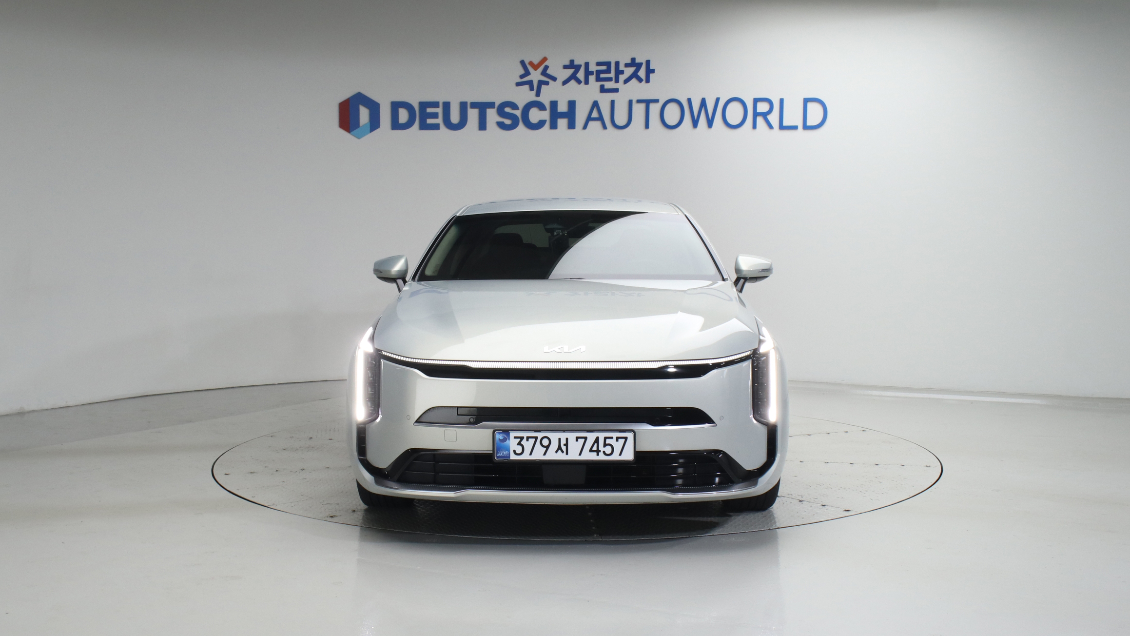 Kia K8 — miniaturë 3