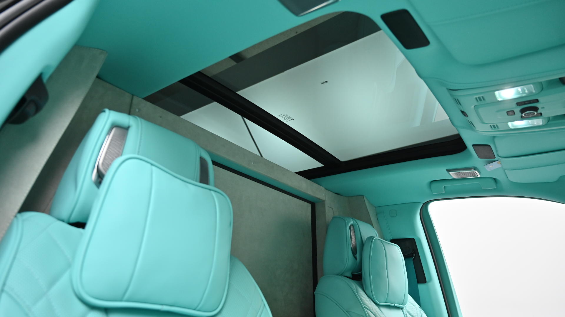 Cadillac Escalade — miniaturë 6