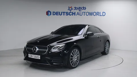 차량 이미지: 벤츠 E-클래스 W213 E400 4MATIC 쿠페 