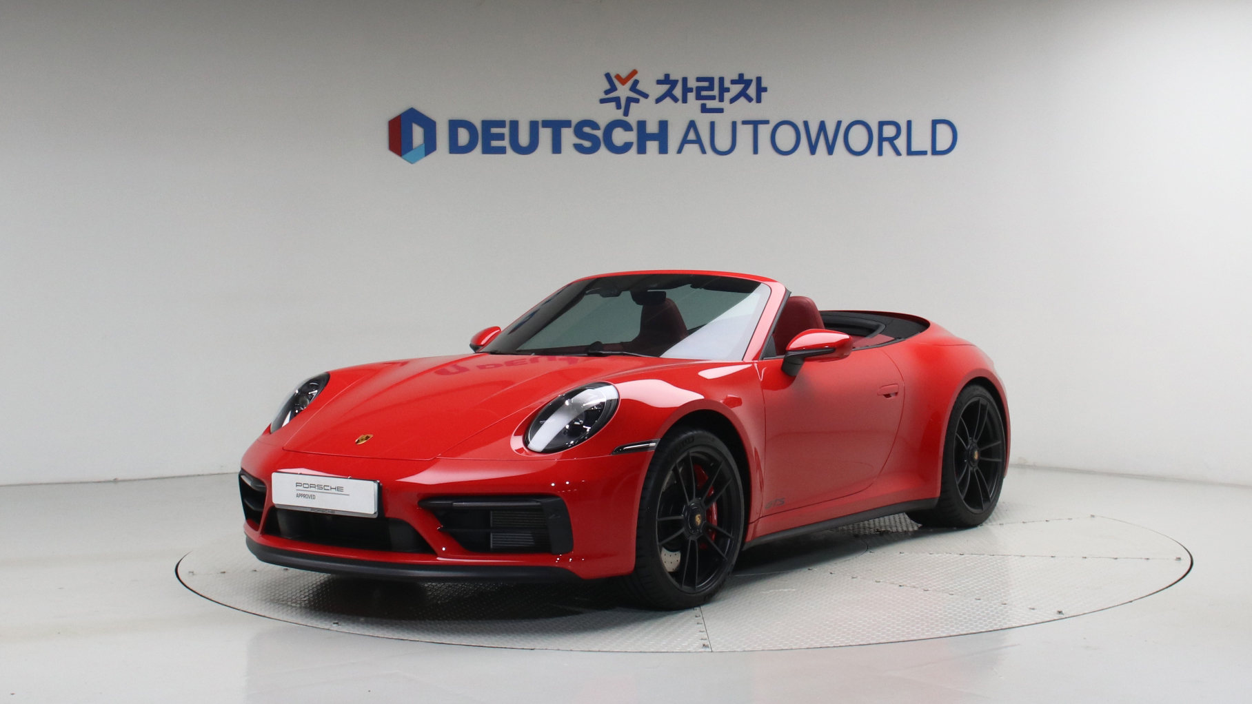 Porsche 911 카레라 4 GTS 카브리올레 — foto 1