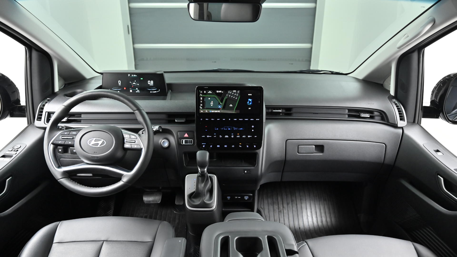 Hyundai Staria — miniaturë 23